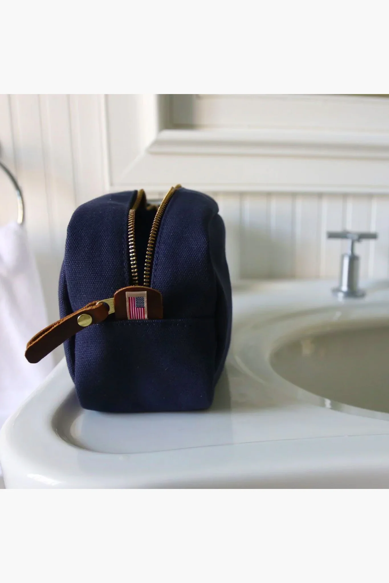 Navy Heritage Shave Kit - Image 4