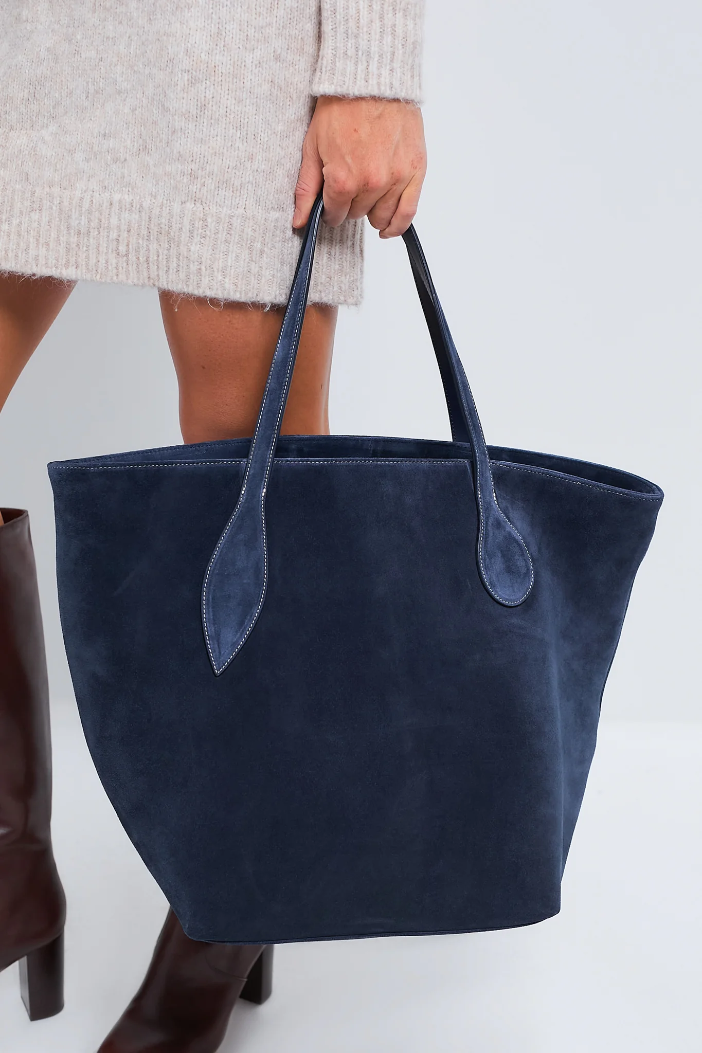 Navy Sprout Tote - Image 2