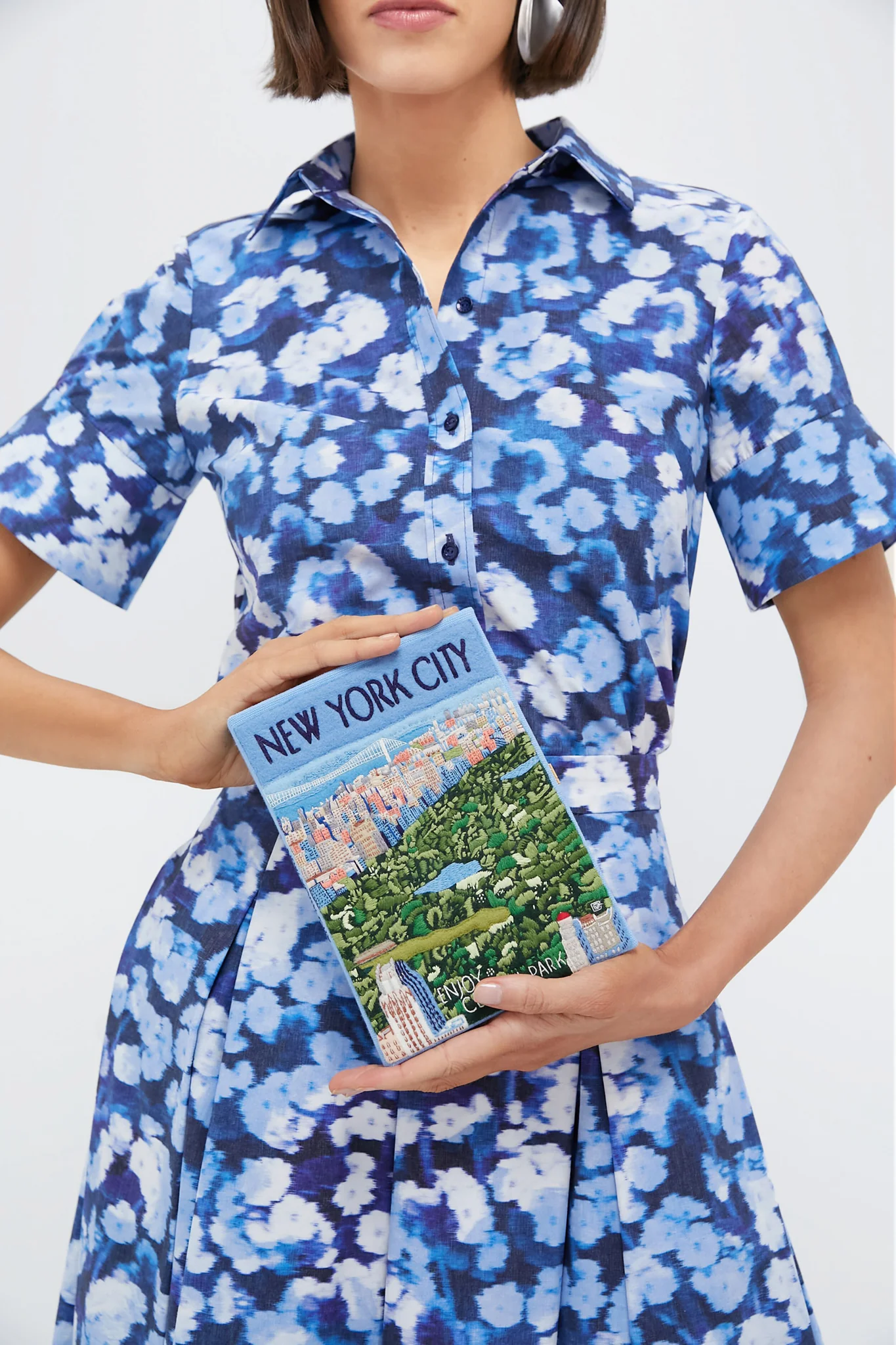 New York City Book Clutch - Image 2