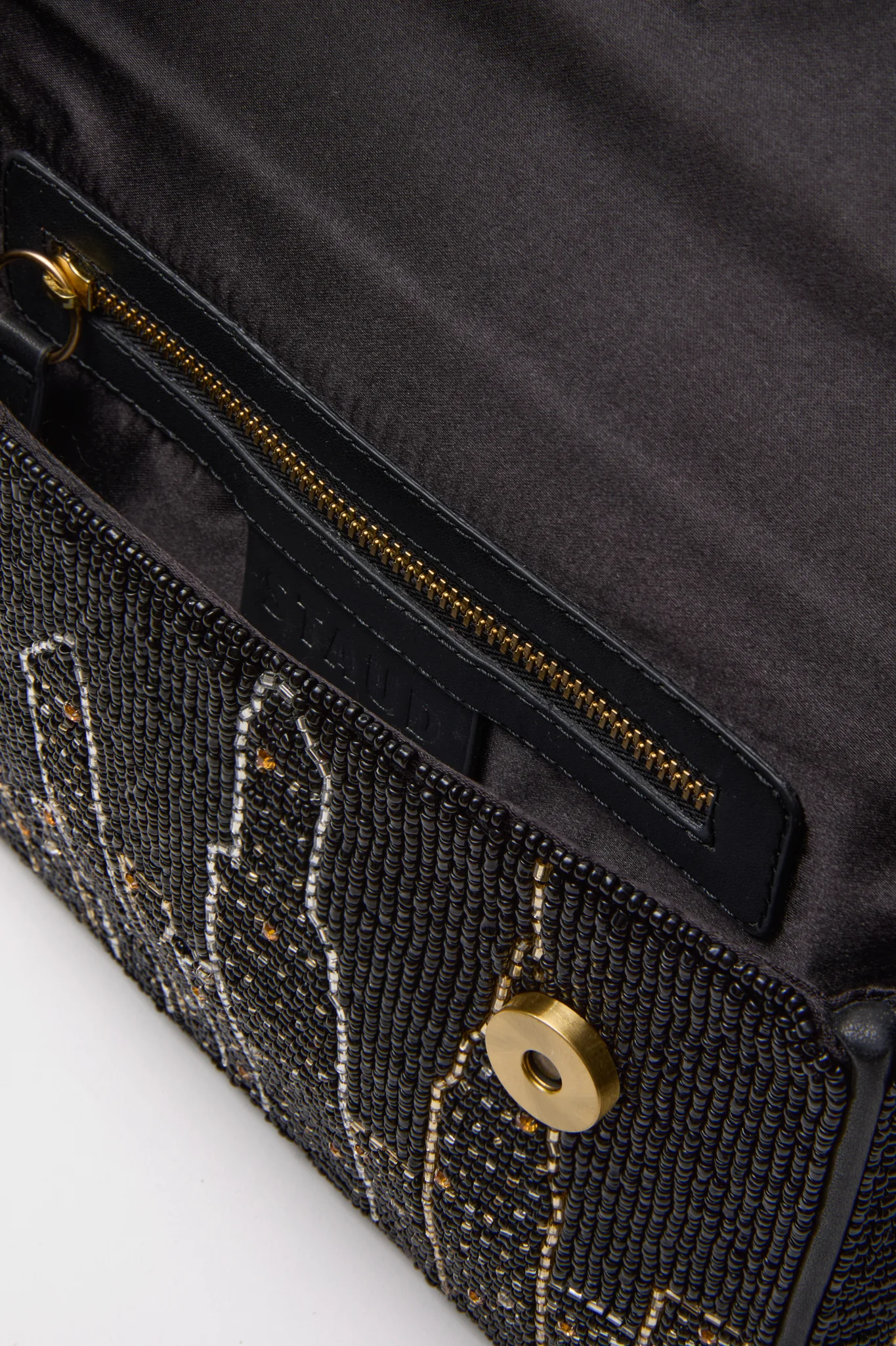 New York Skyline Tommy Beaded Bag - Image 5