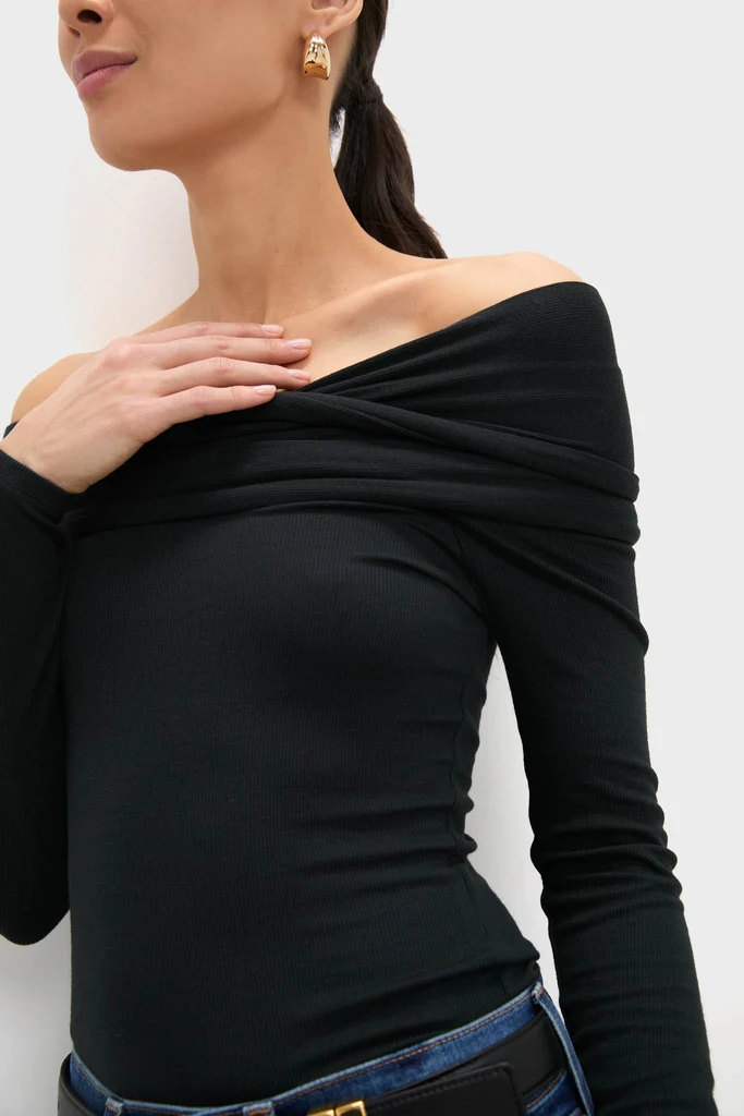 Noir Lyra Off Shoulder Top - Image 5