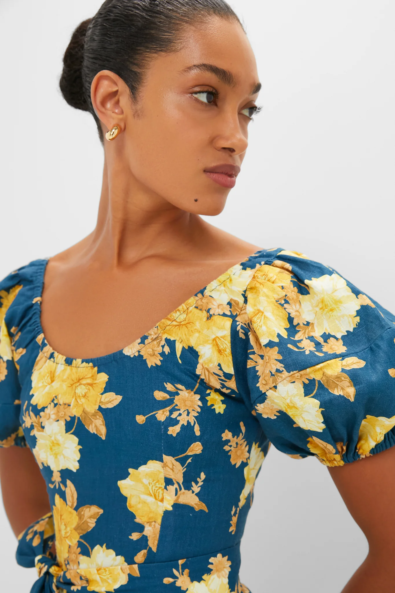 Nora Floral Navy Leiria Midi Dress - Image 5