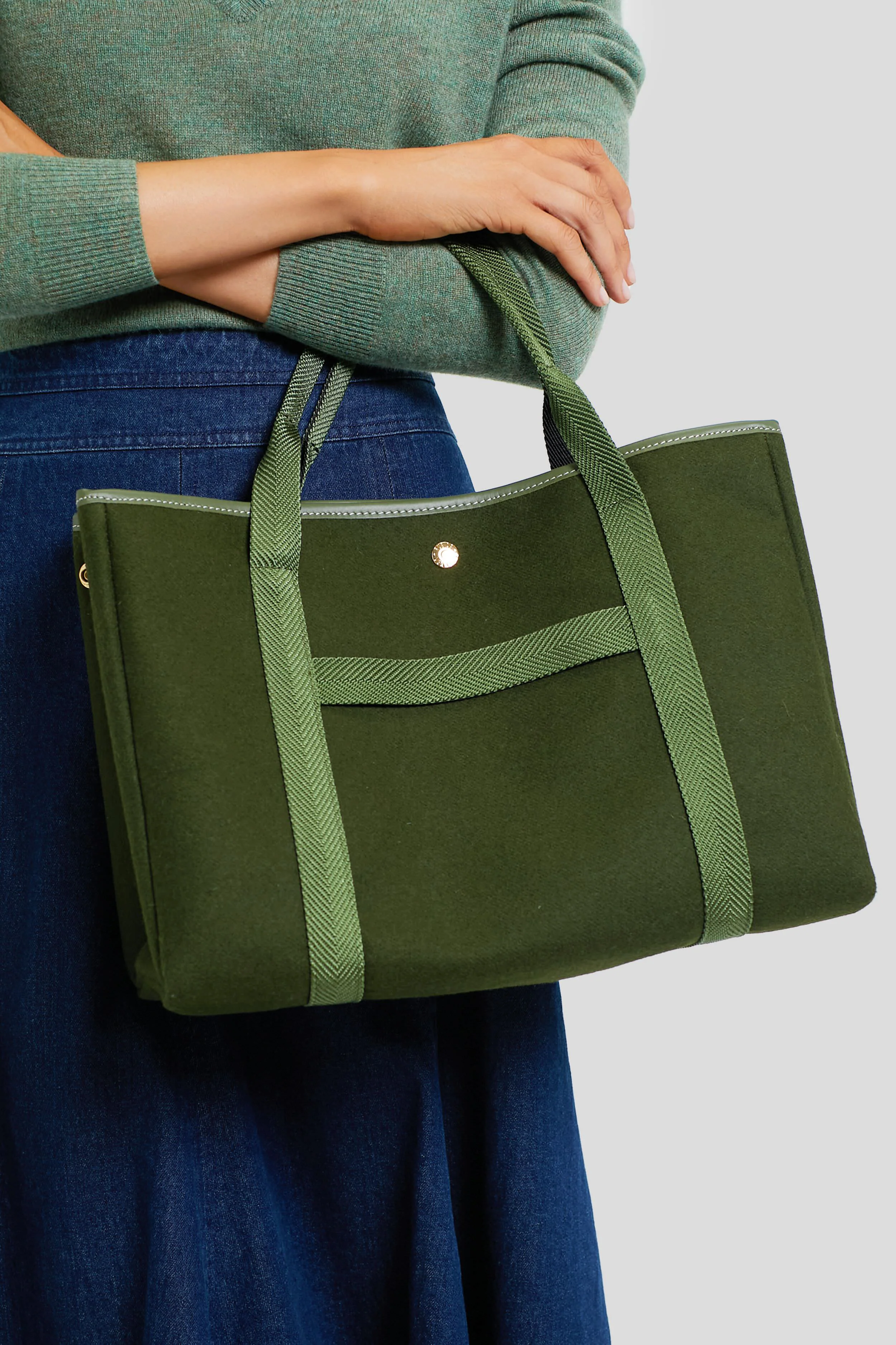 Olive Flannel Traversee M Tote - Image 3