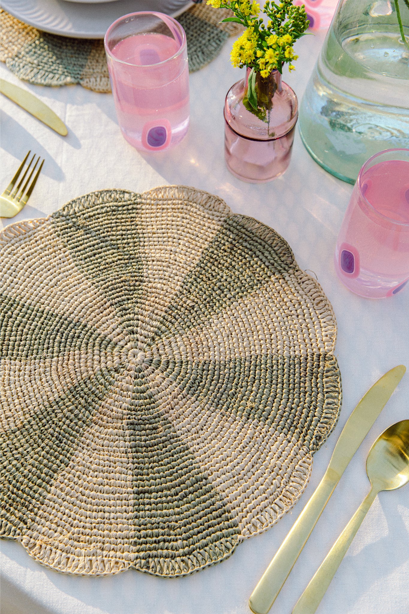 Olive Pinwheel Round Placemat (Set of 4)