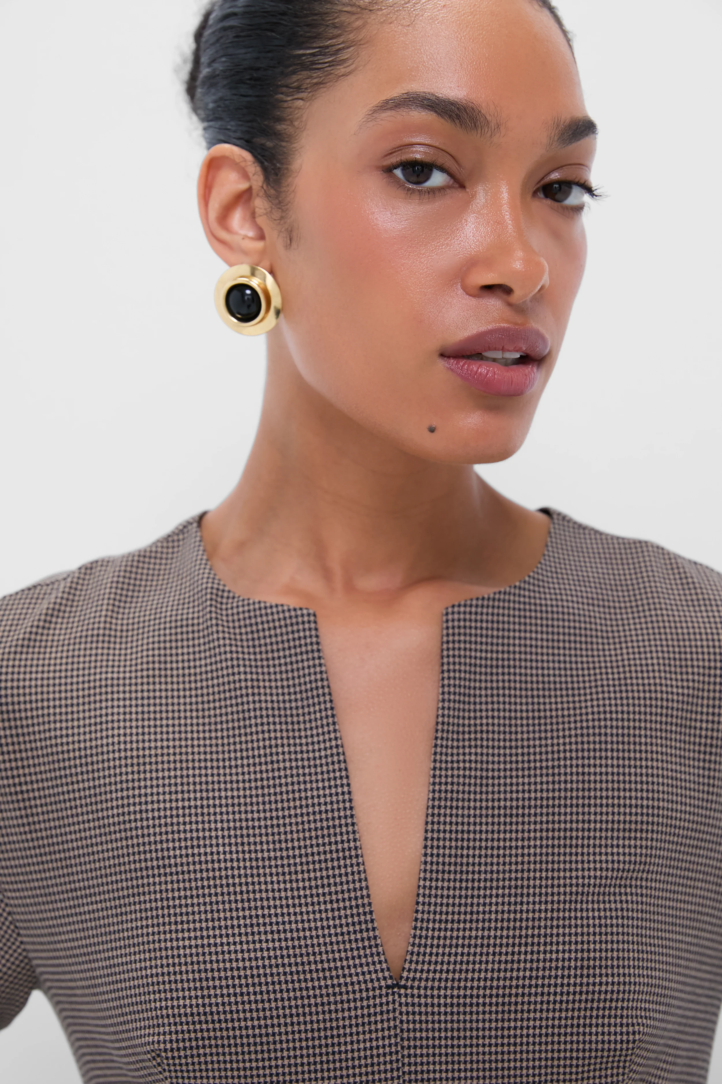 Onyx Alva Earrings - Image 2