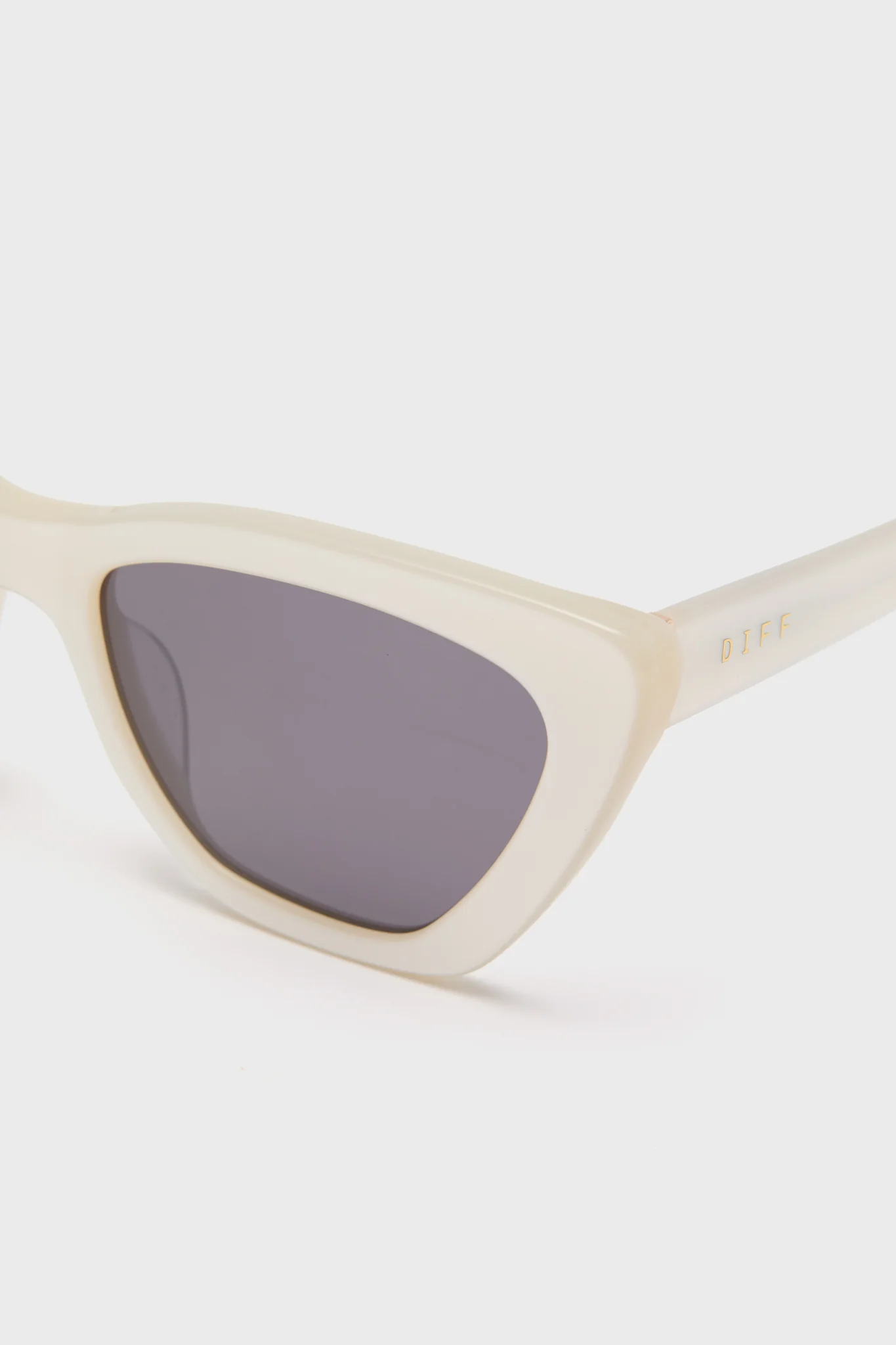 Opaline and Grey Camila Sunglasses - Image 5