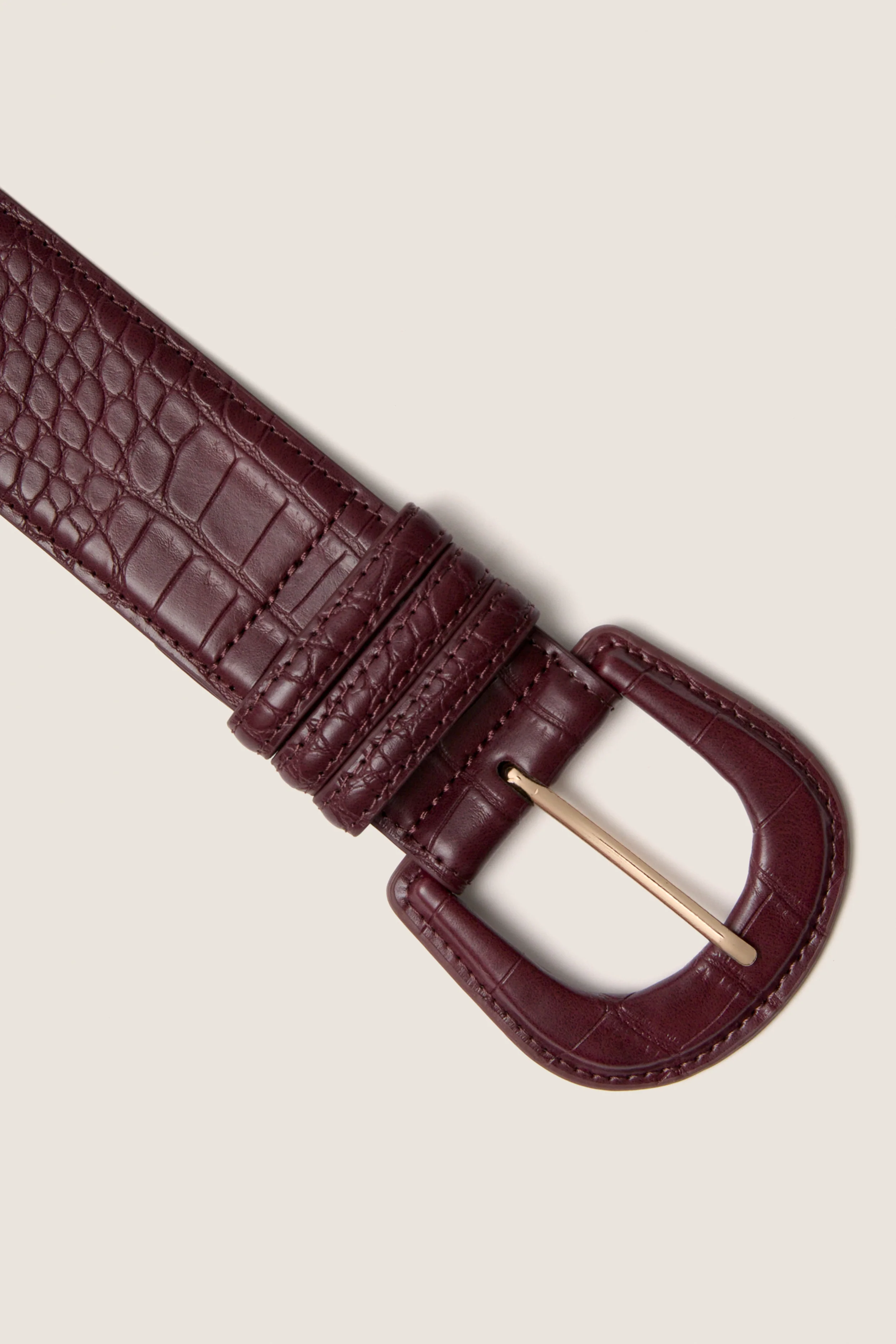 Oxblood Croc-Embossed Waist Belt - Image 3