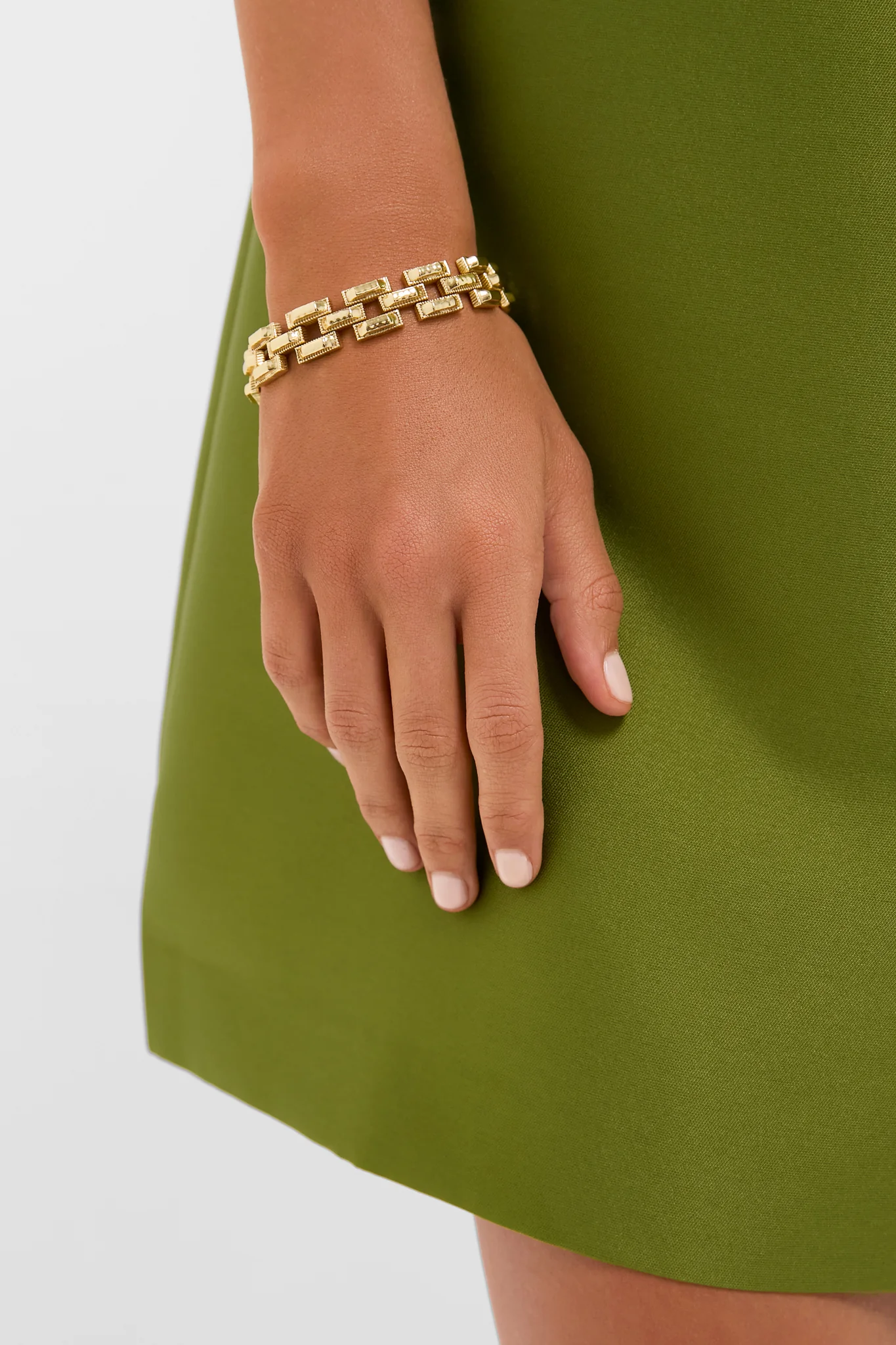 Pathway Petite Link Bracelet in Gold - Image 2