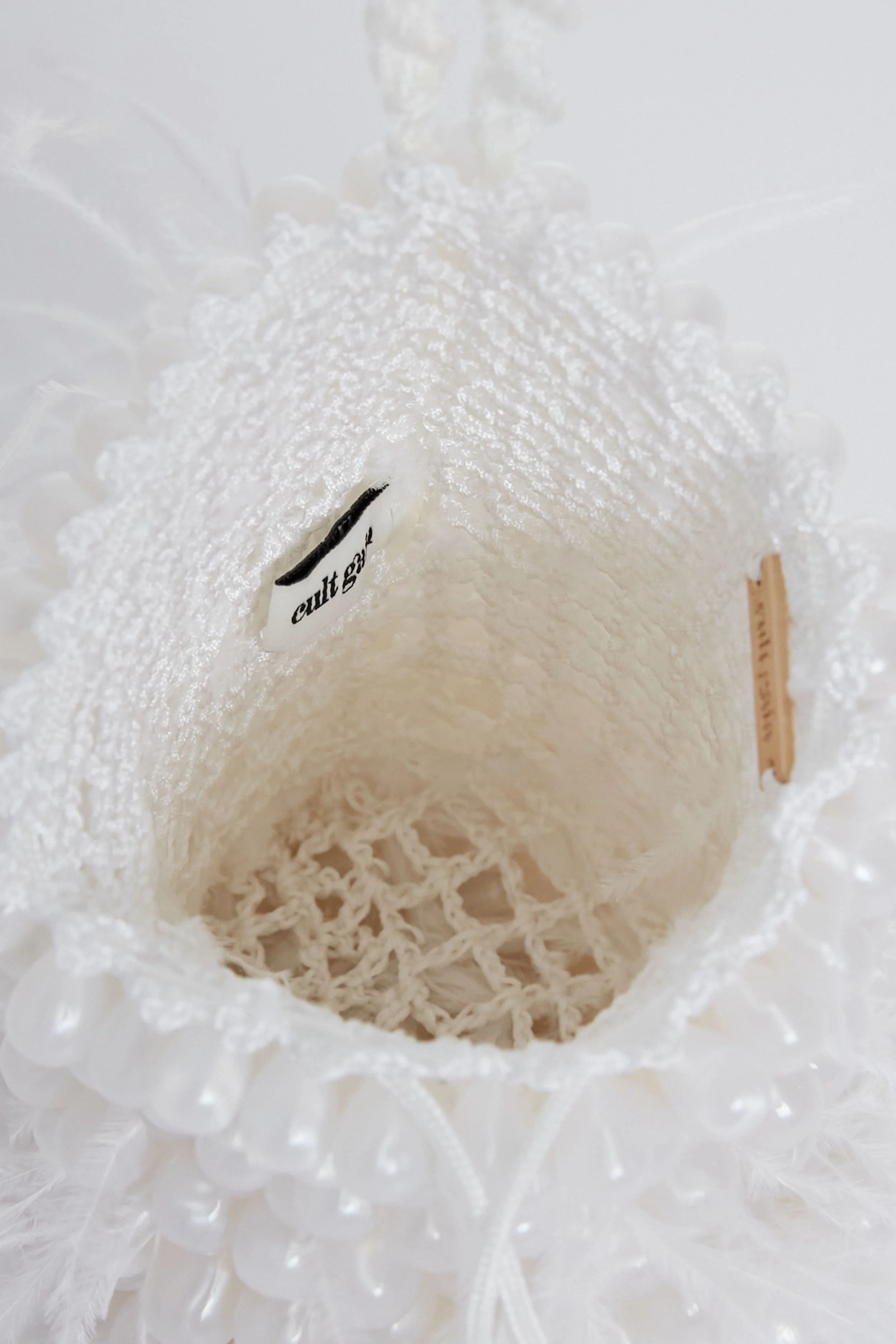 Pearl Dora Feather Wristlet - Image 6