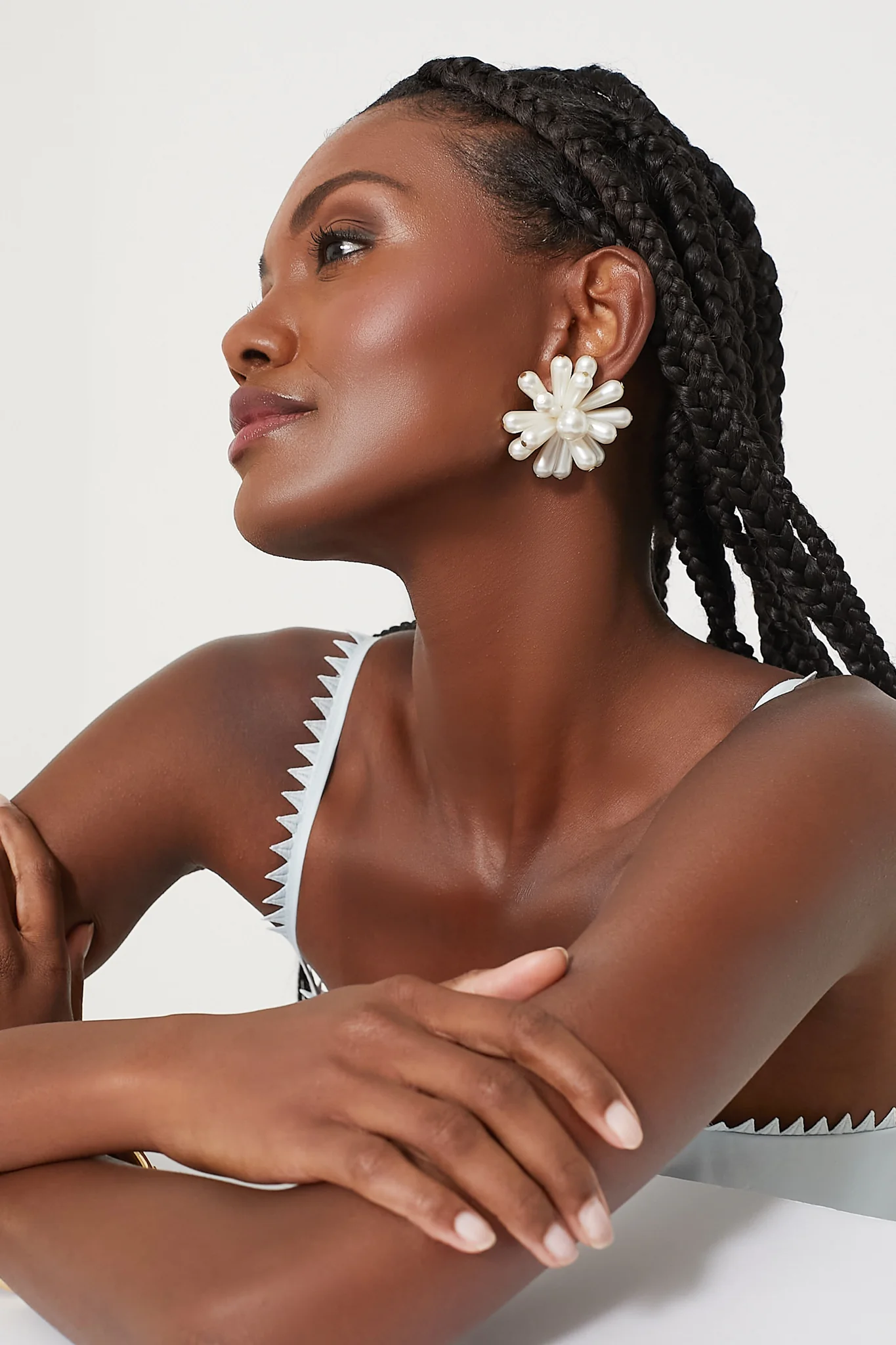 Pearl Jules Earring - Image 2
