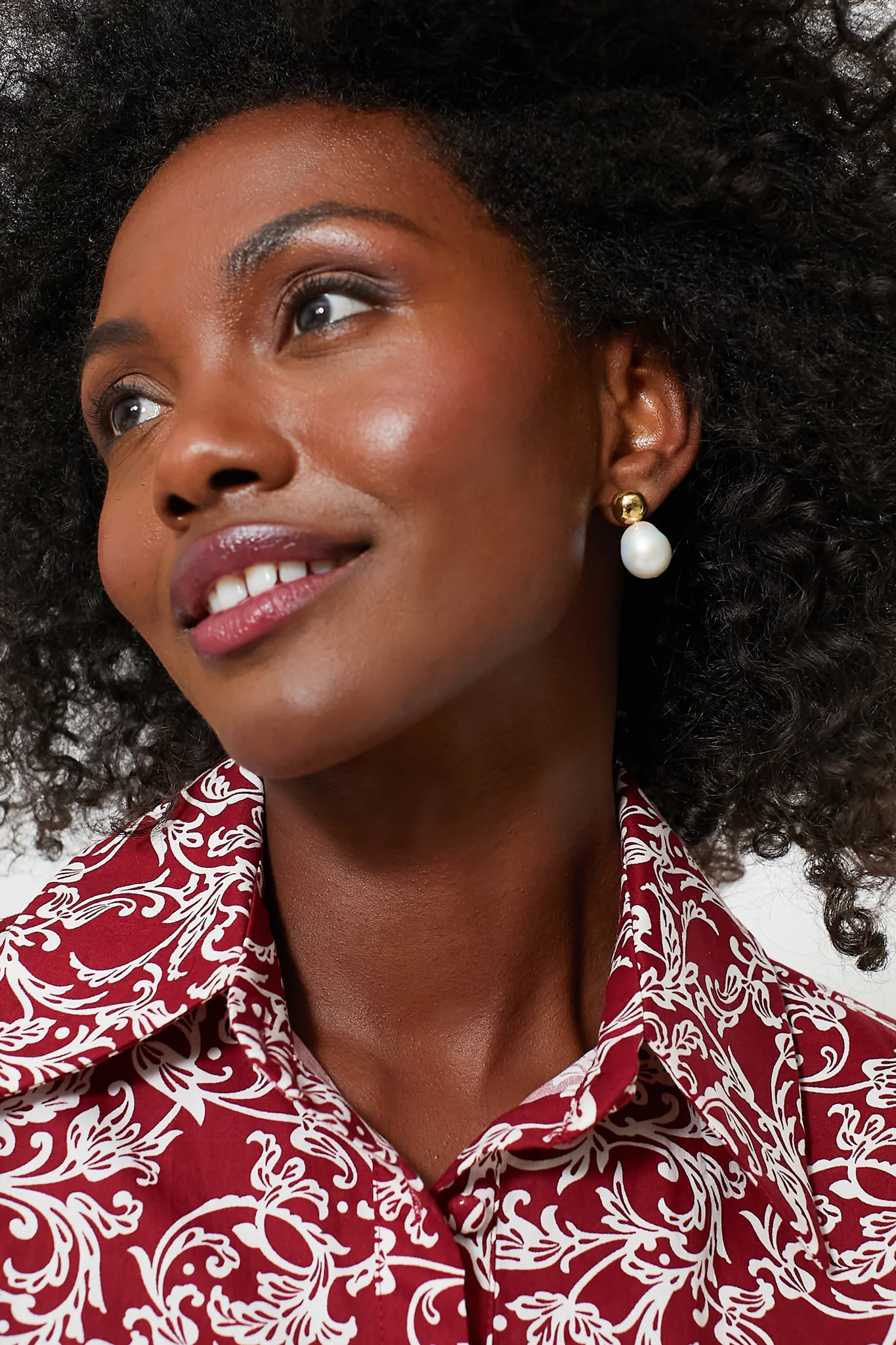 Pearl Sutton Earrings - Image 2