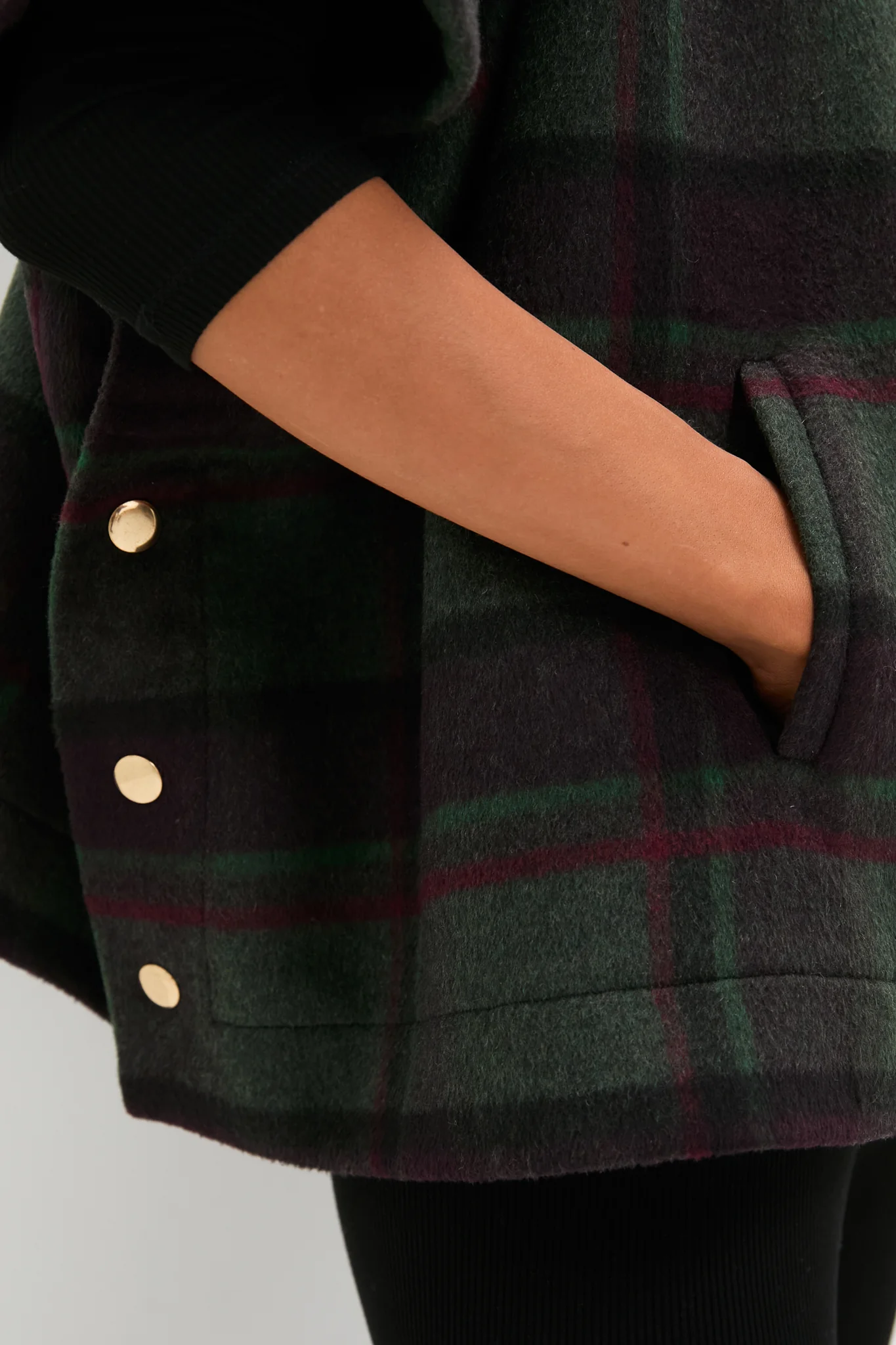 Forest Plaid Wool Winthrop Poncho - Image 5