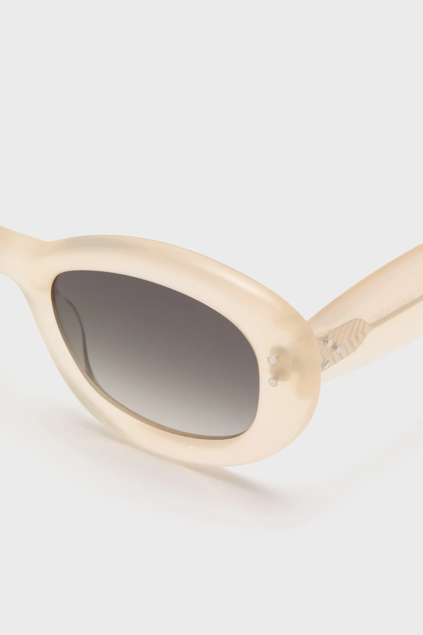 Platinum Blonde Margaret Sunglasses - Image 5