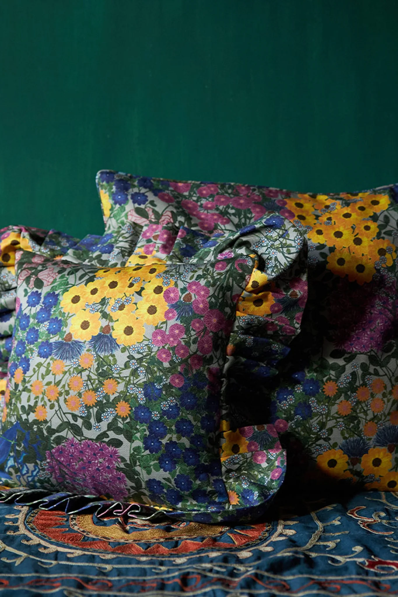 Pre Fleuri Ruffled Pillow Cover - Image 2