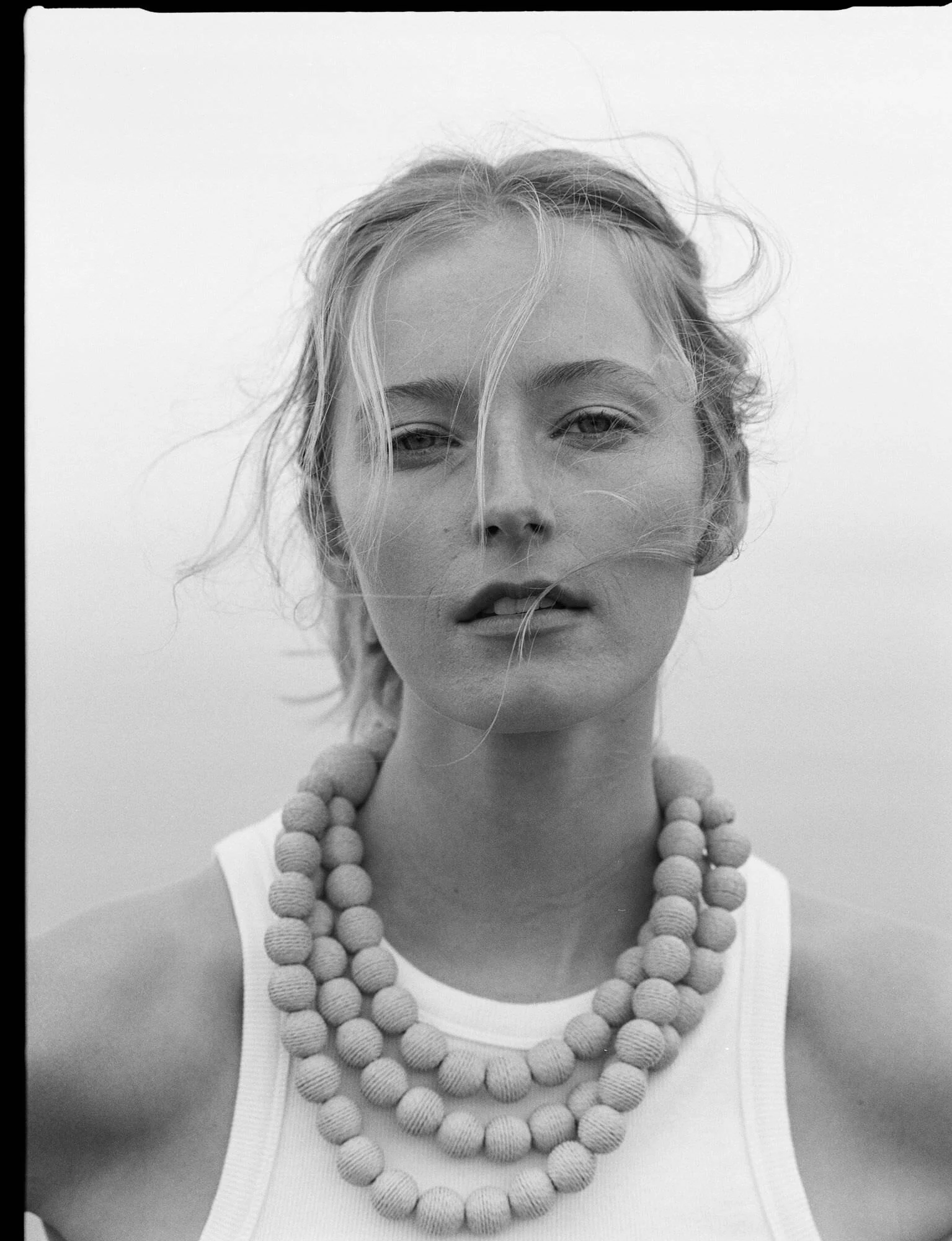 Raffia Emma Layered Necklace - Image 4