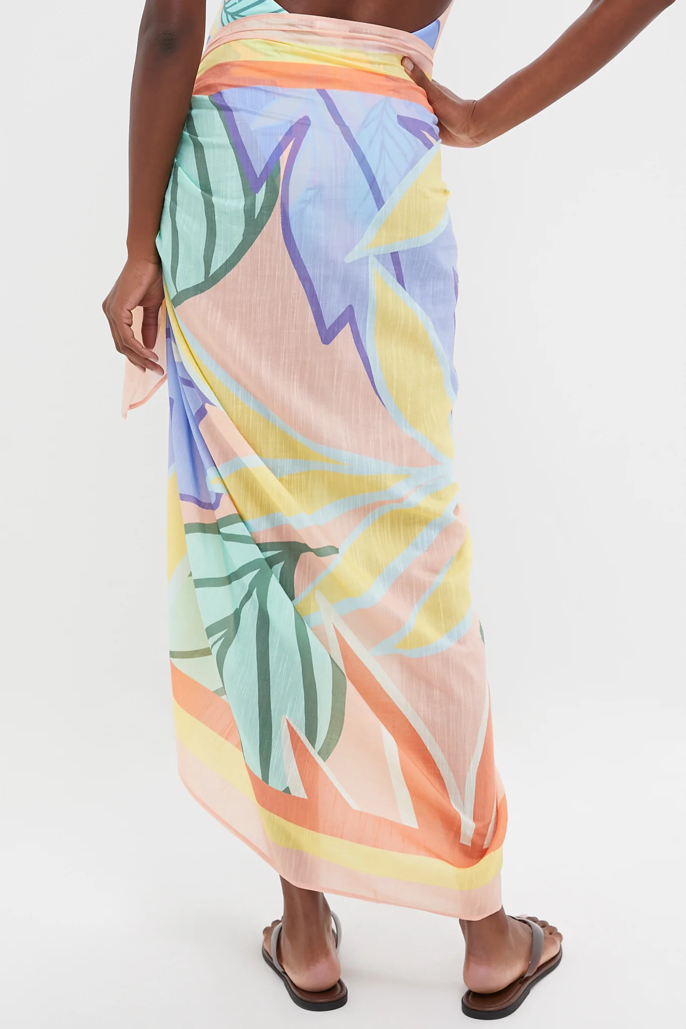 Retro Jungle Samara Sarong - Image 4