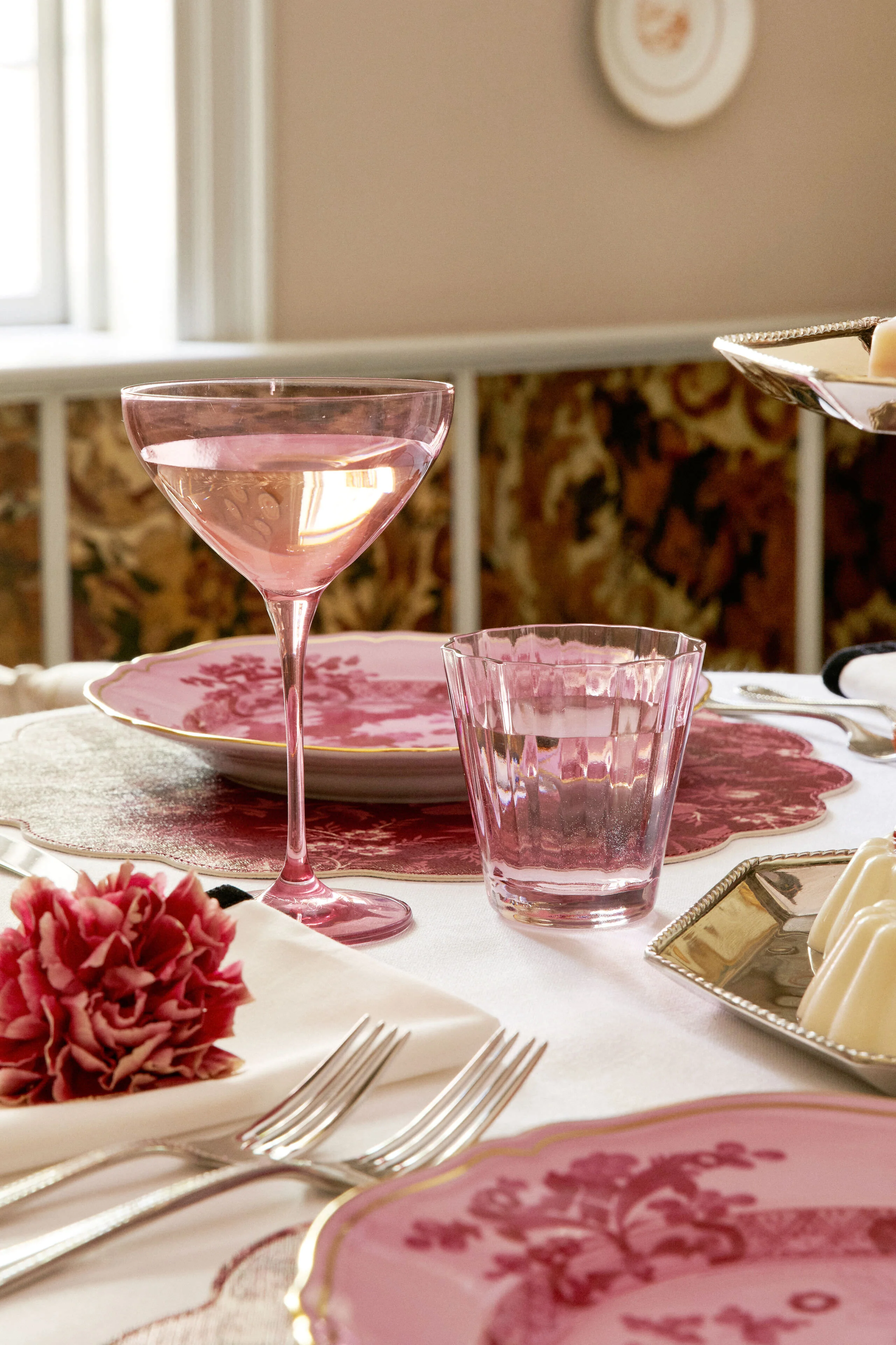 Rose Martini Glass Set of 2 - Image 2