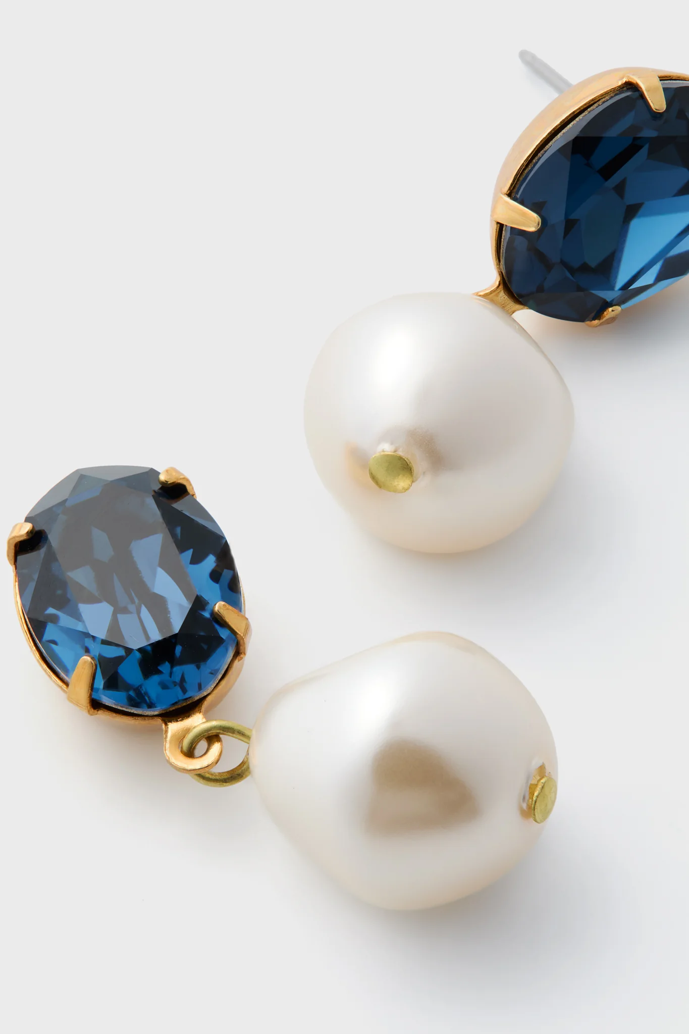 Sapphire Tunis Earrings - Image 4