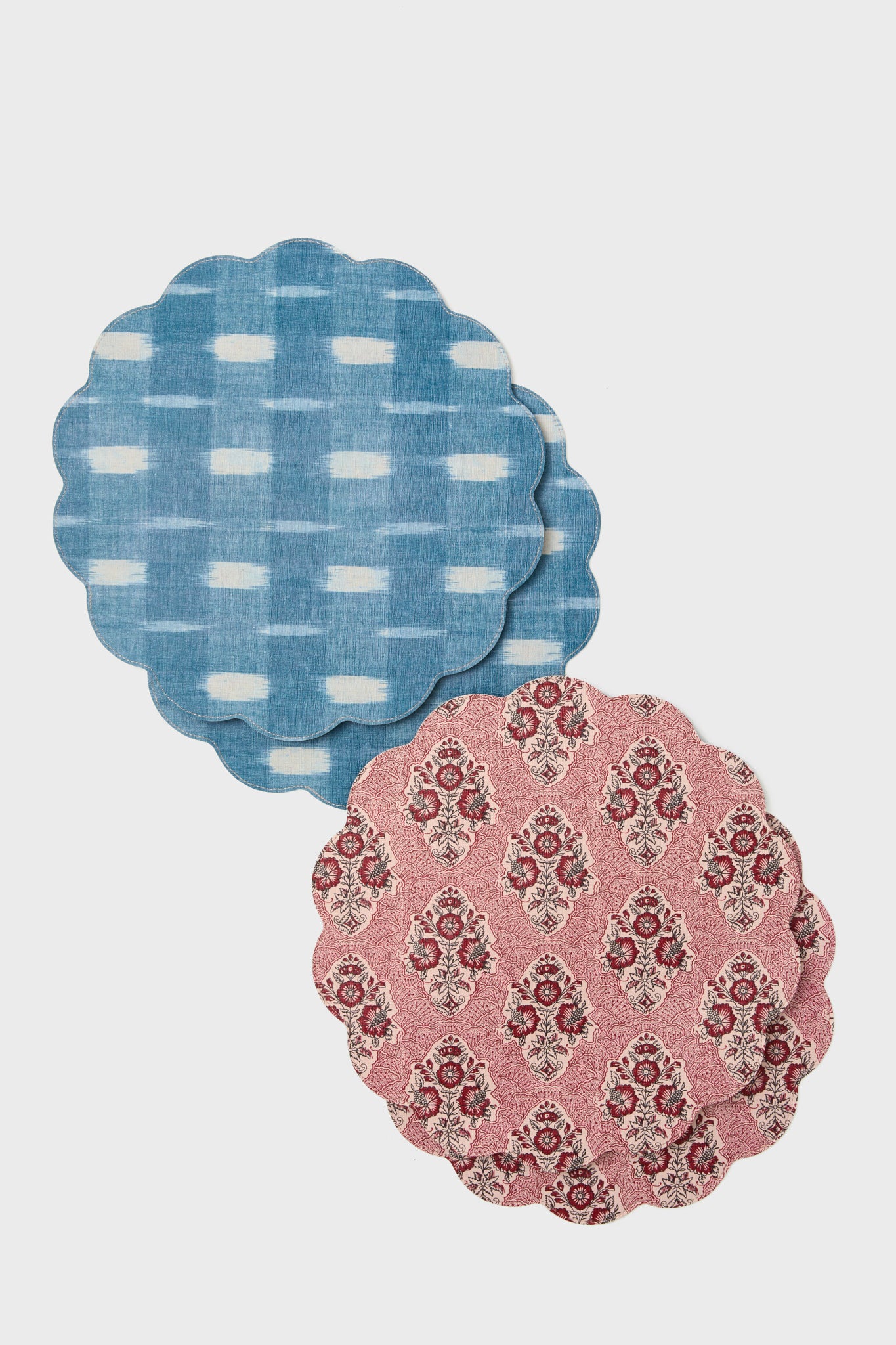 Scarlet Sonata and Ikat Reversible Wipeable Placemats Set of 4 - Image 4