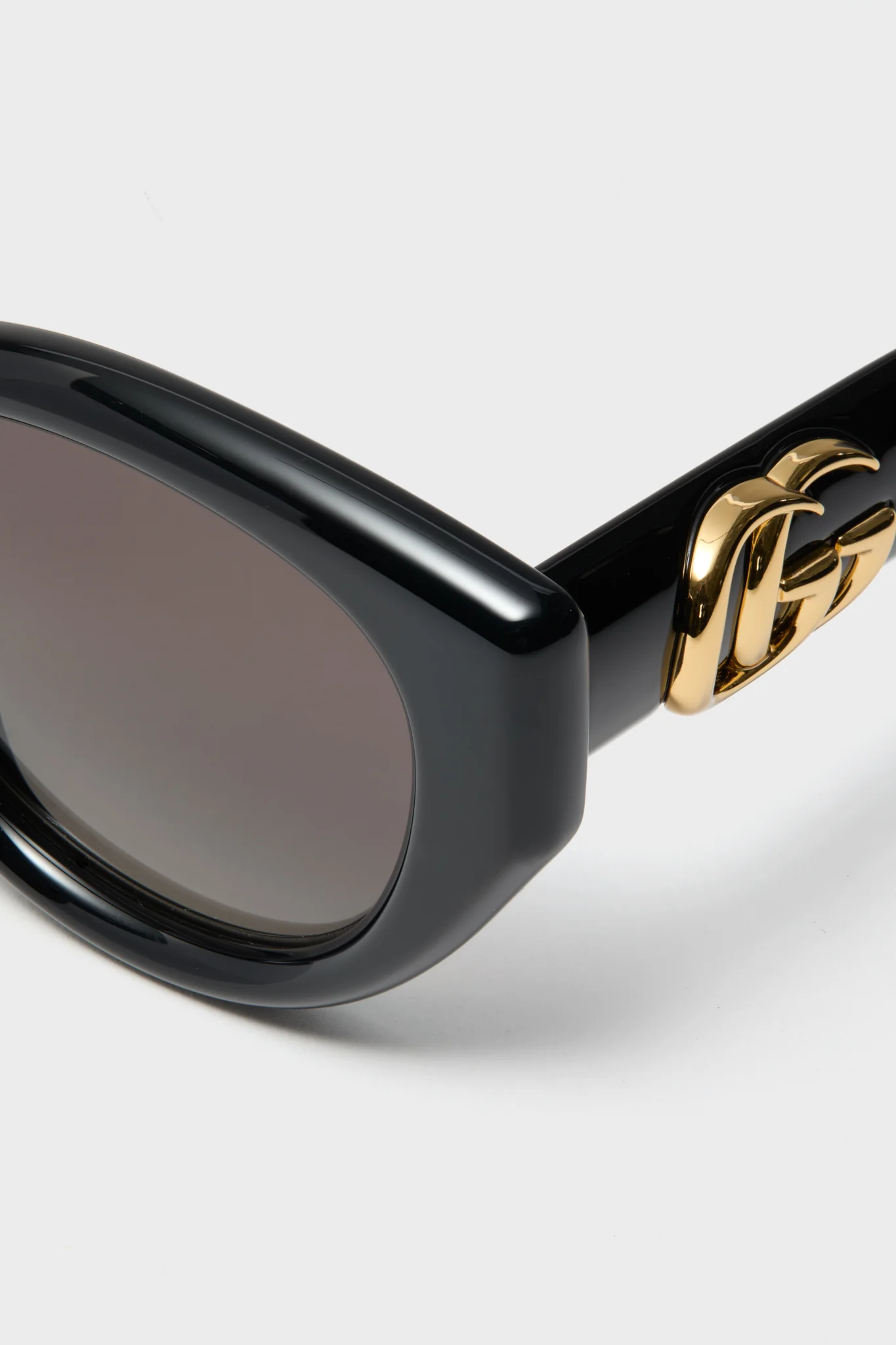 Shiny Black Cat-Eye GG Bag Sunglasses - Image 5