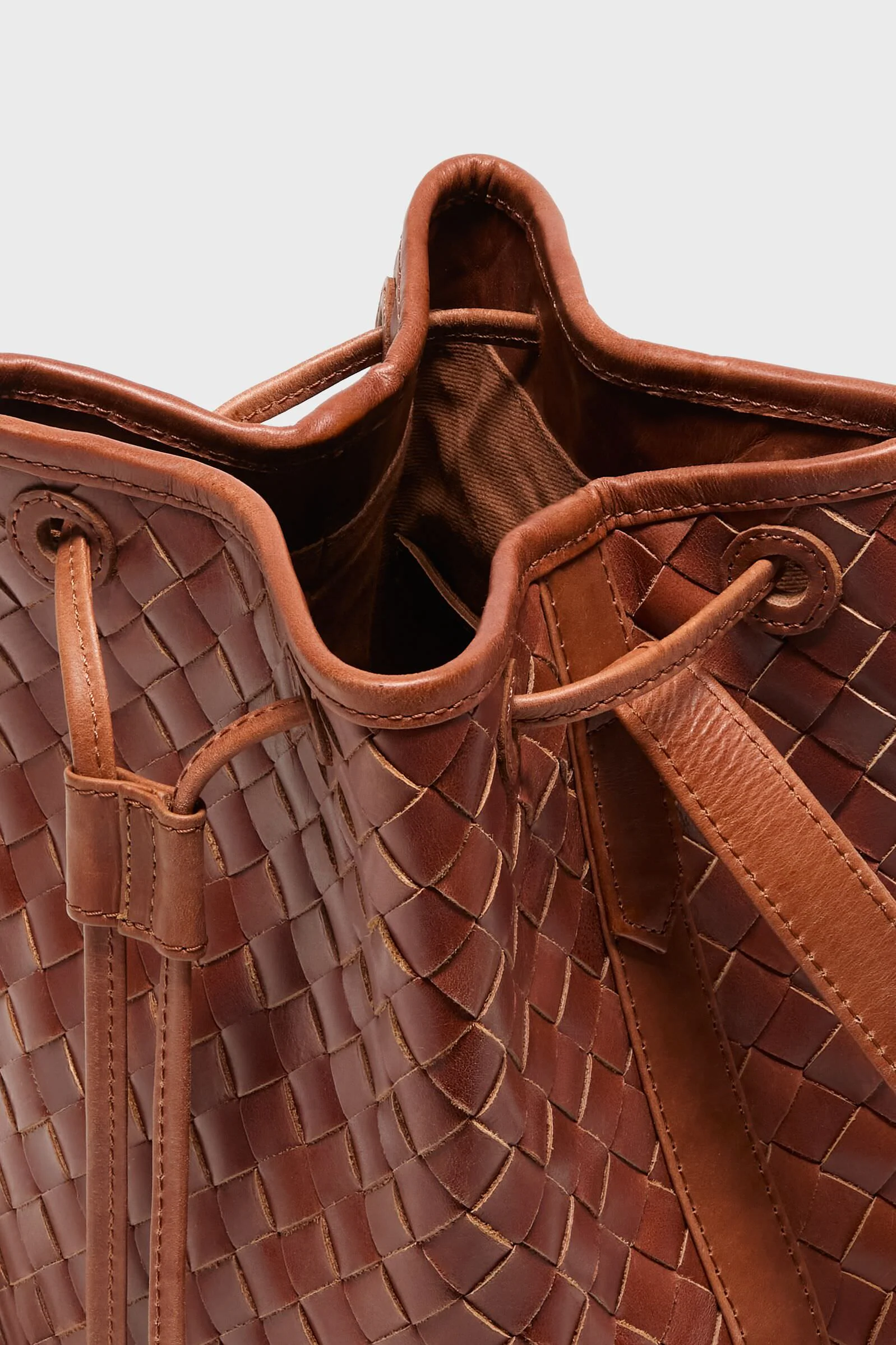 Sienna Adele Bucket Bag - Image 4