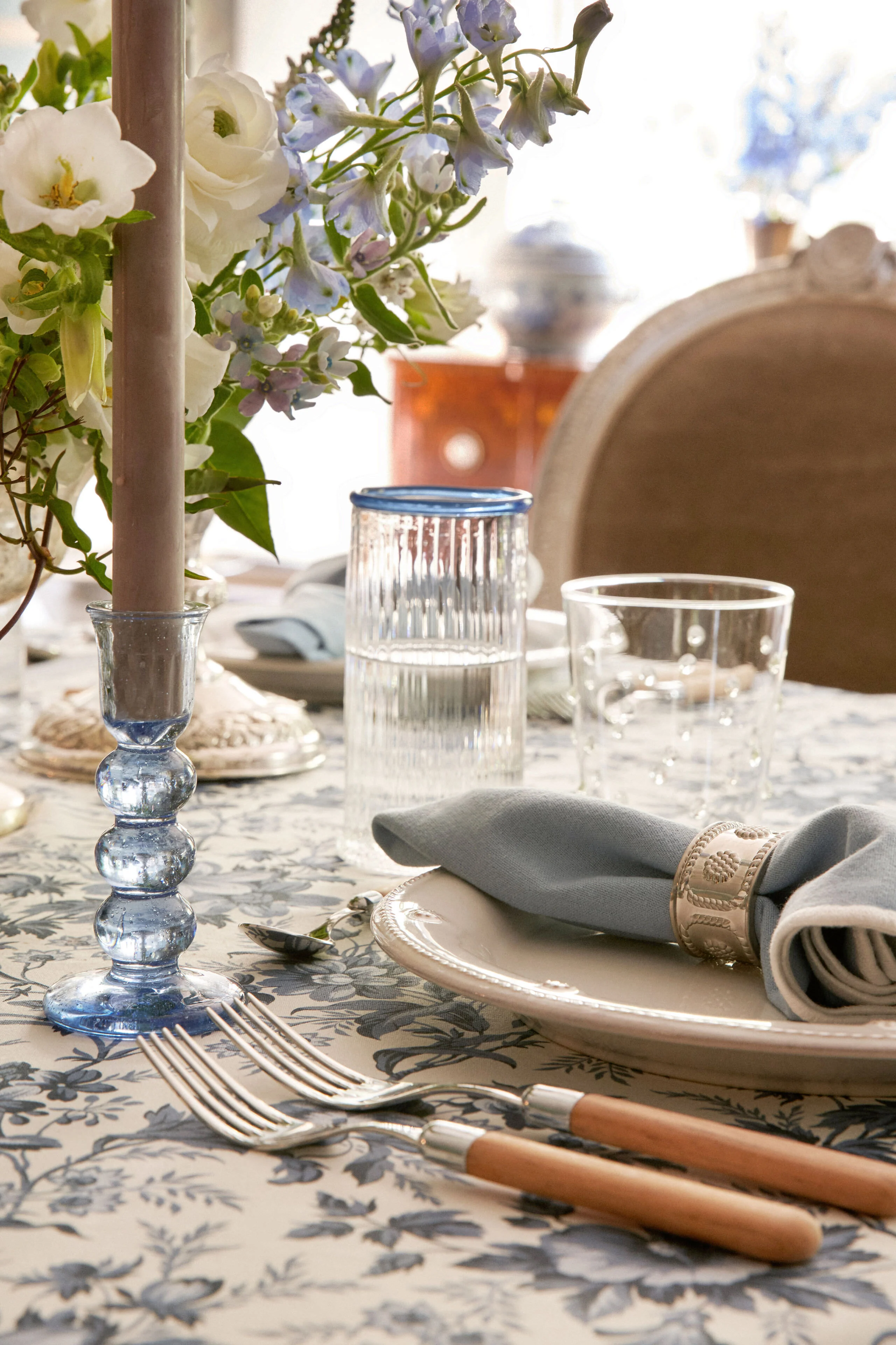 Silver Berry And Thread Metal Napkin Ring - Image 2