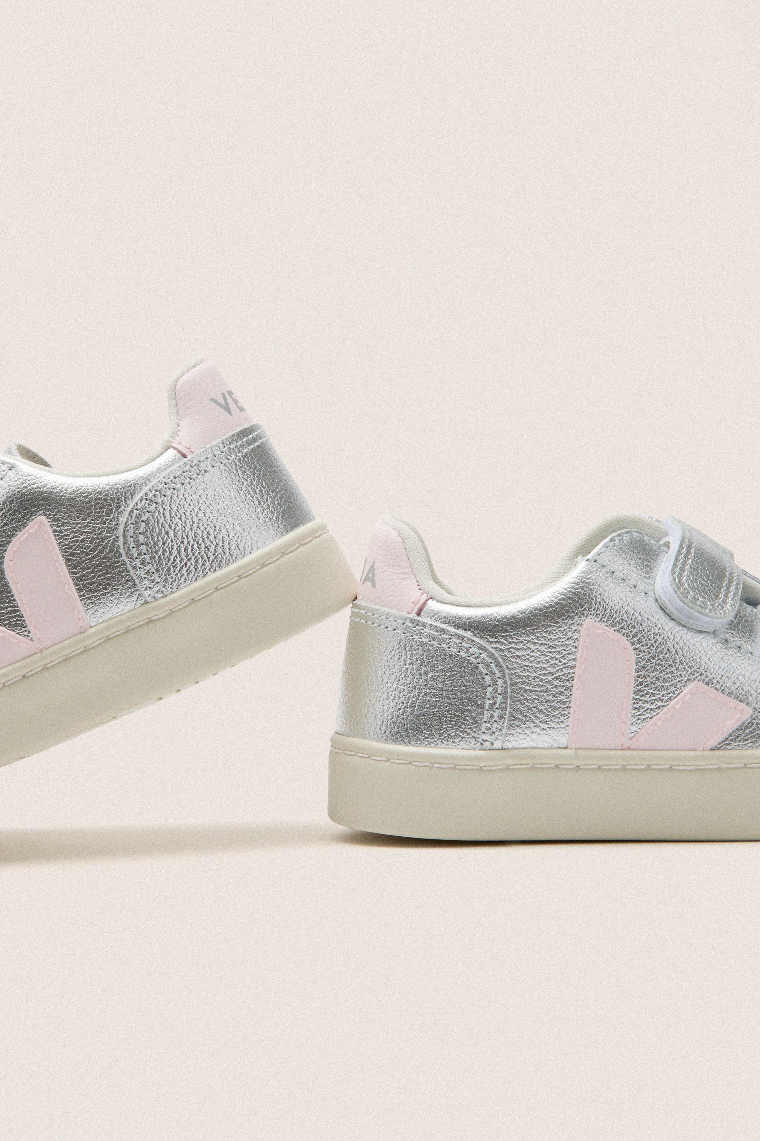 Silver Lassi Small V-12 Sneakers - Image 4