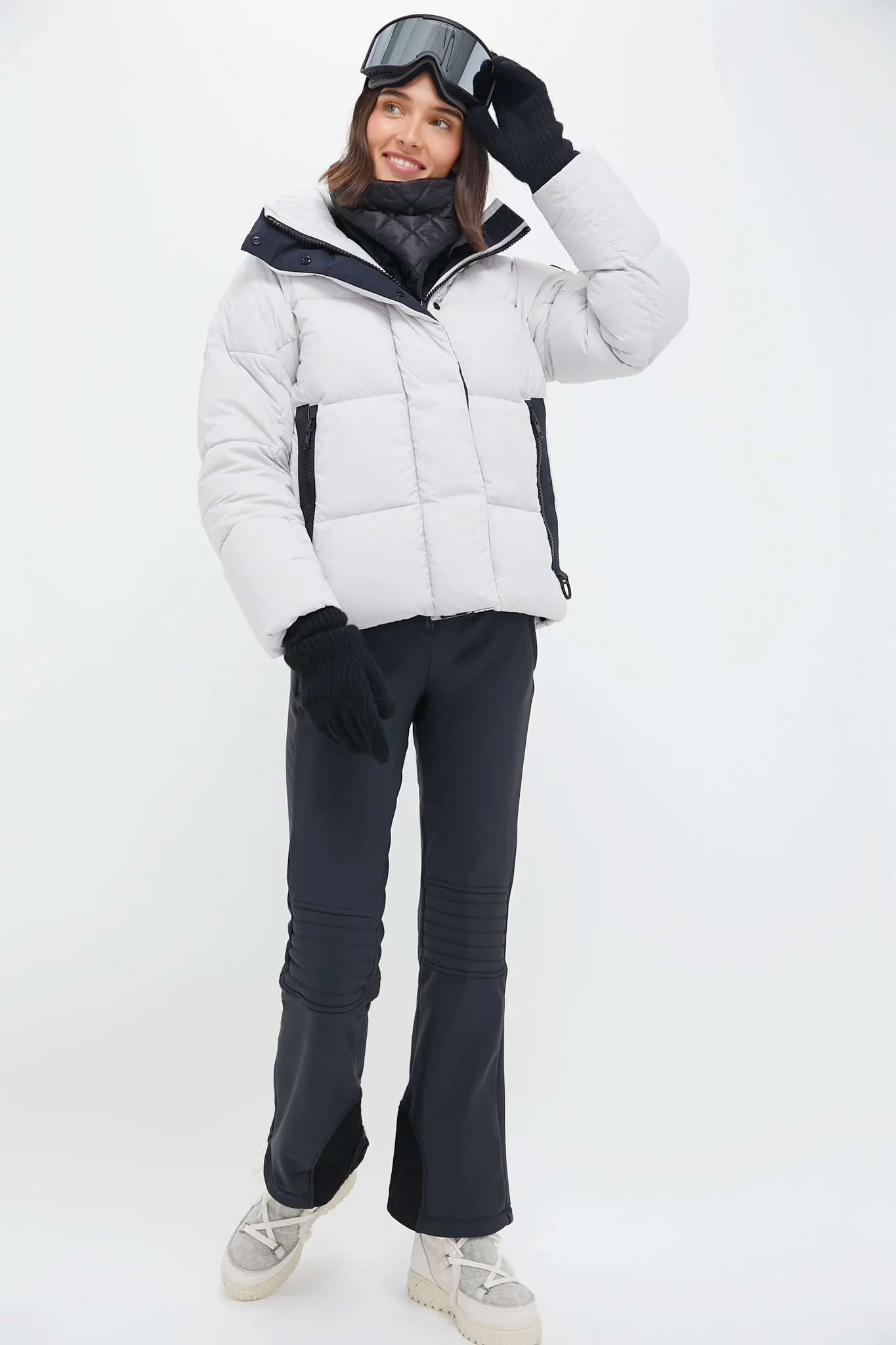 Silverbirch Black Disc Junction Cropped Puffer - Image 2