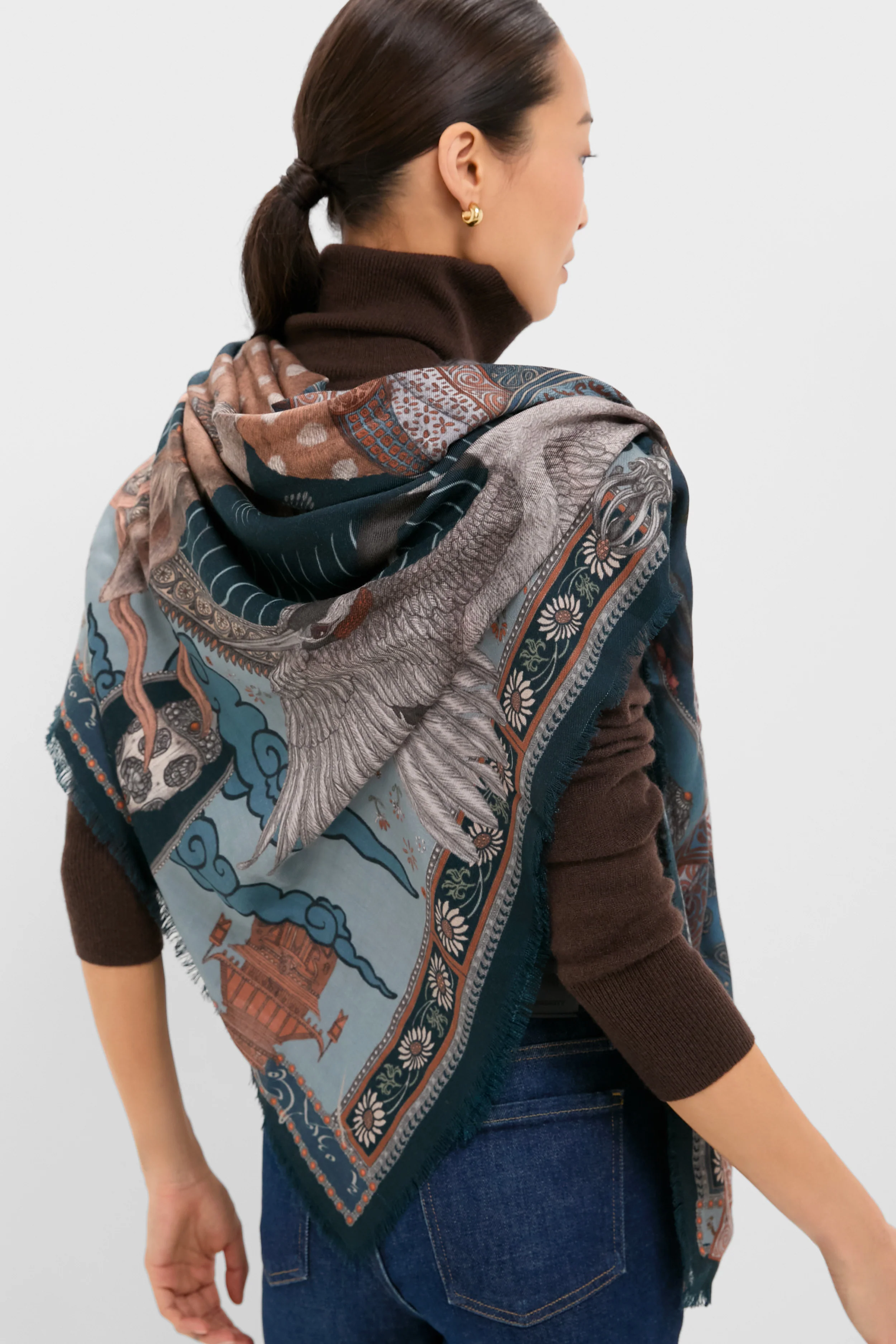 The Storm Steel Song Deer Large 135 cm Scarf - Image 4