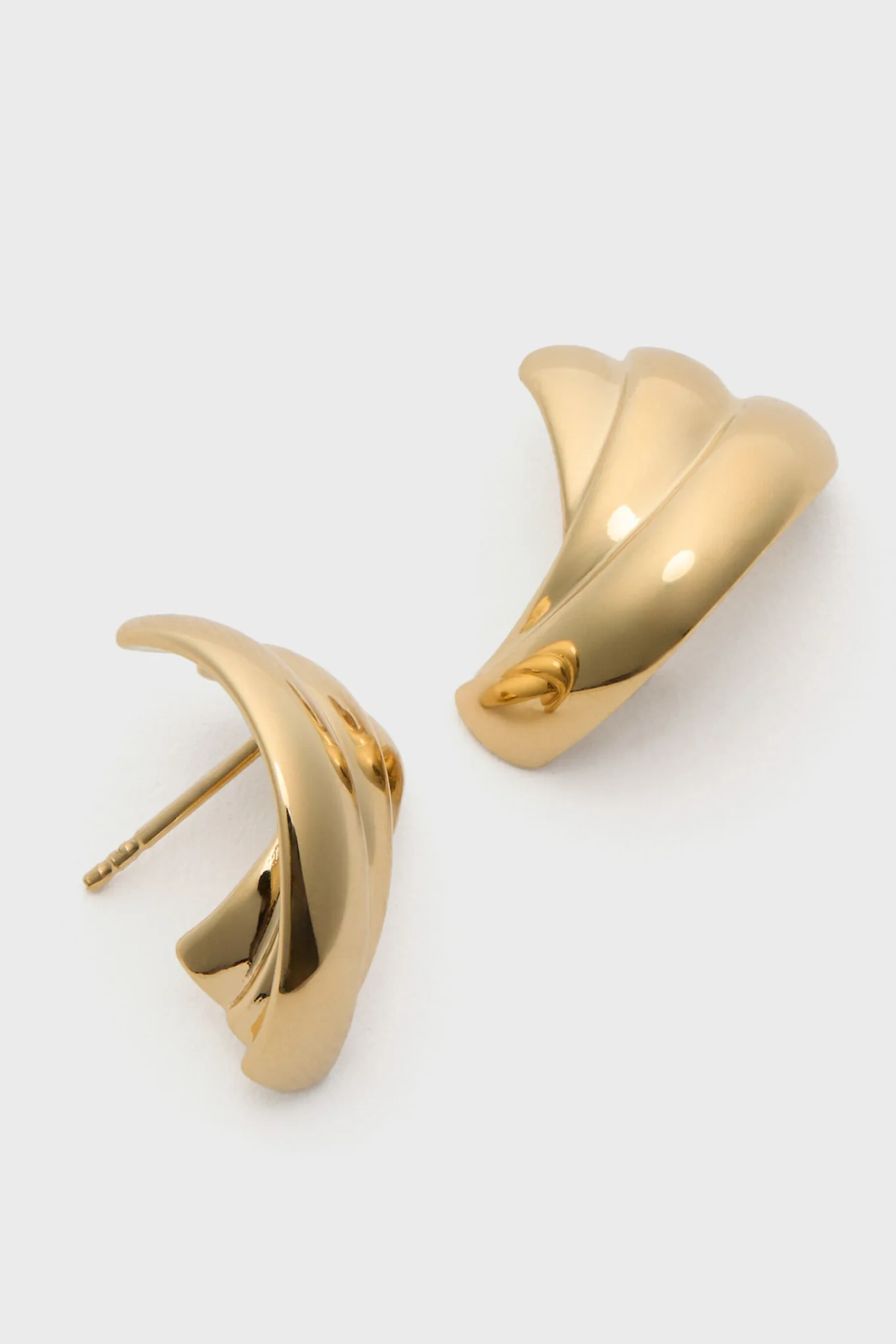 The Gold Magda Earrings - Image 4