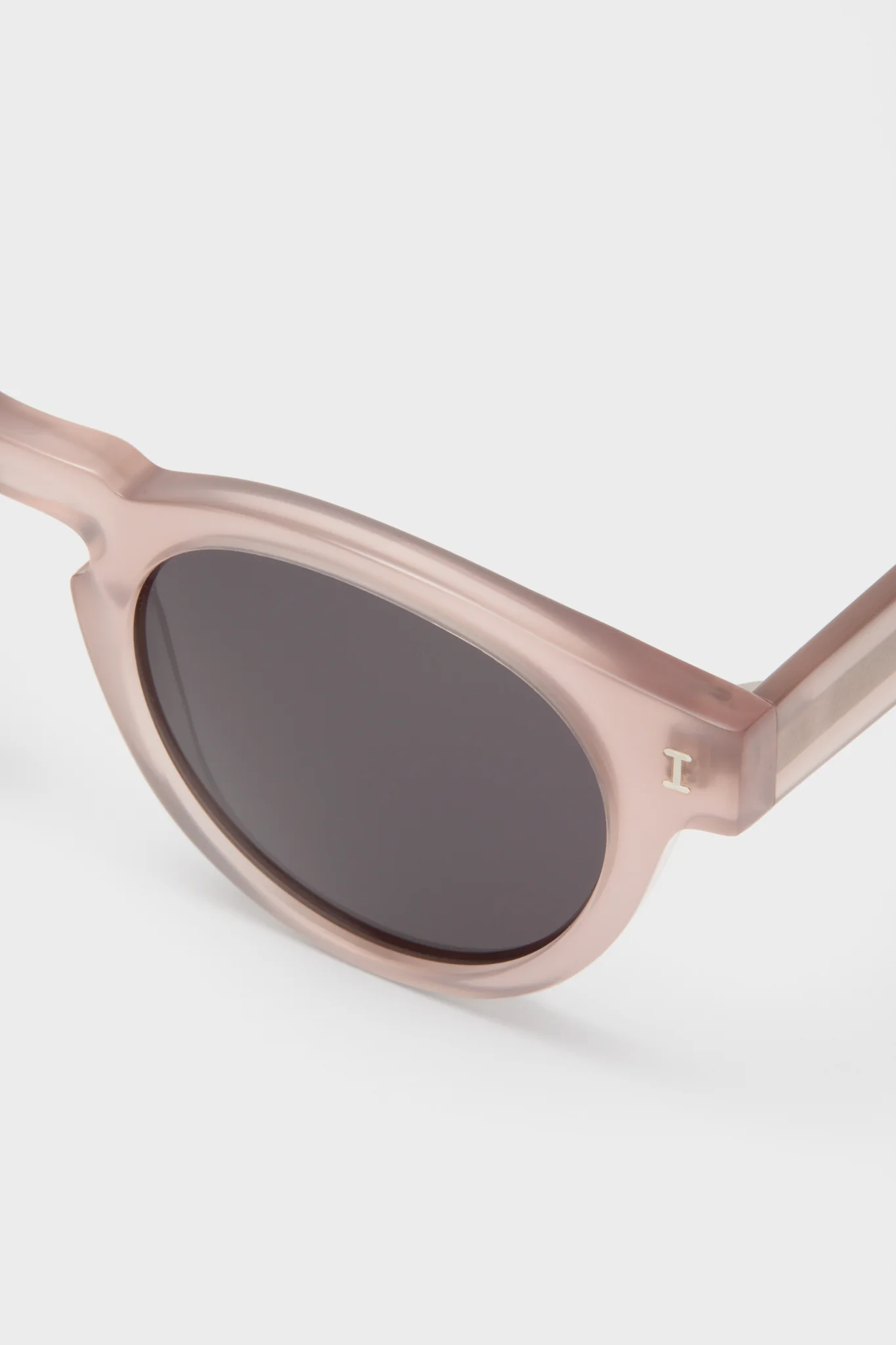 Thistle Leonard Sunglasses - Image 4
