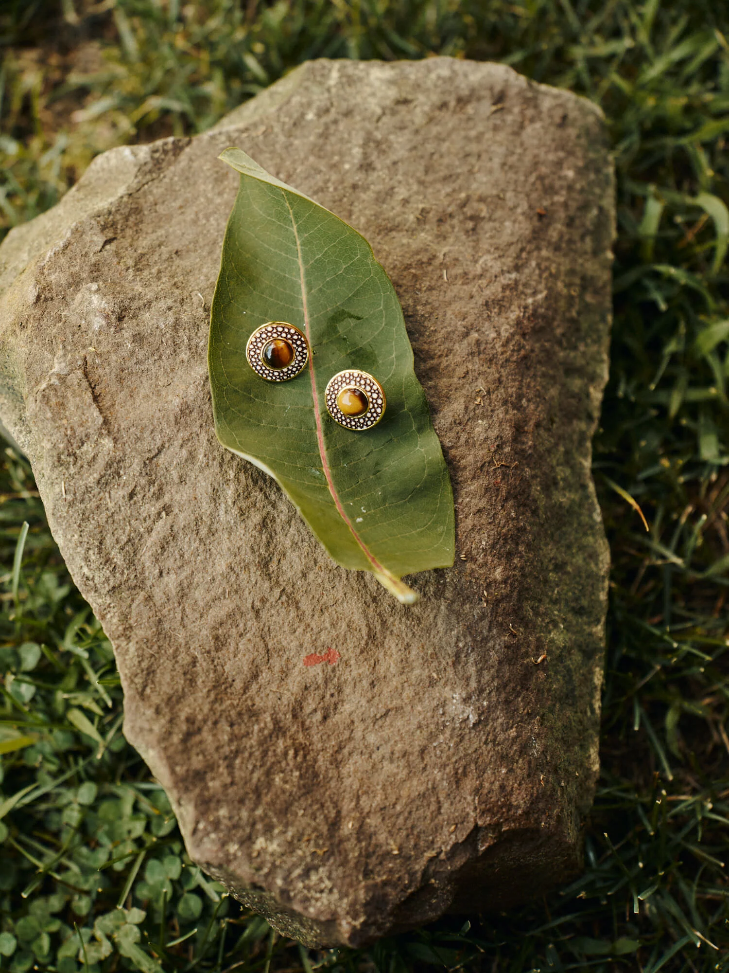 Tiger's Eye Emery Studs - Image 5