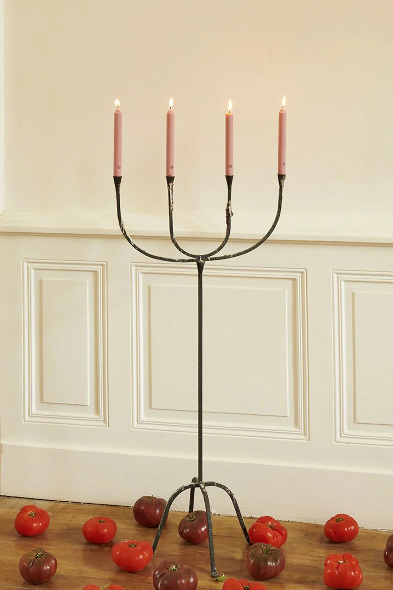 Tomato Scented Taper Candles (Set of 6) - Image 2
