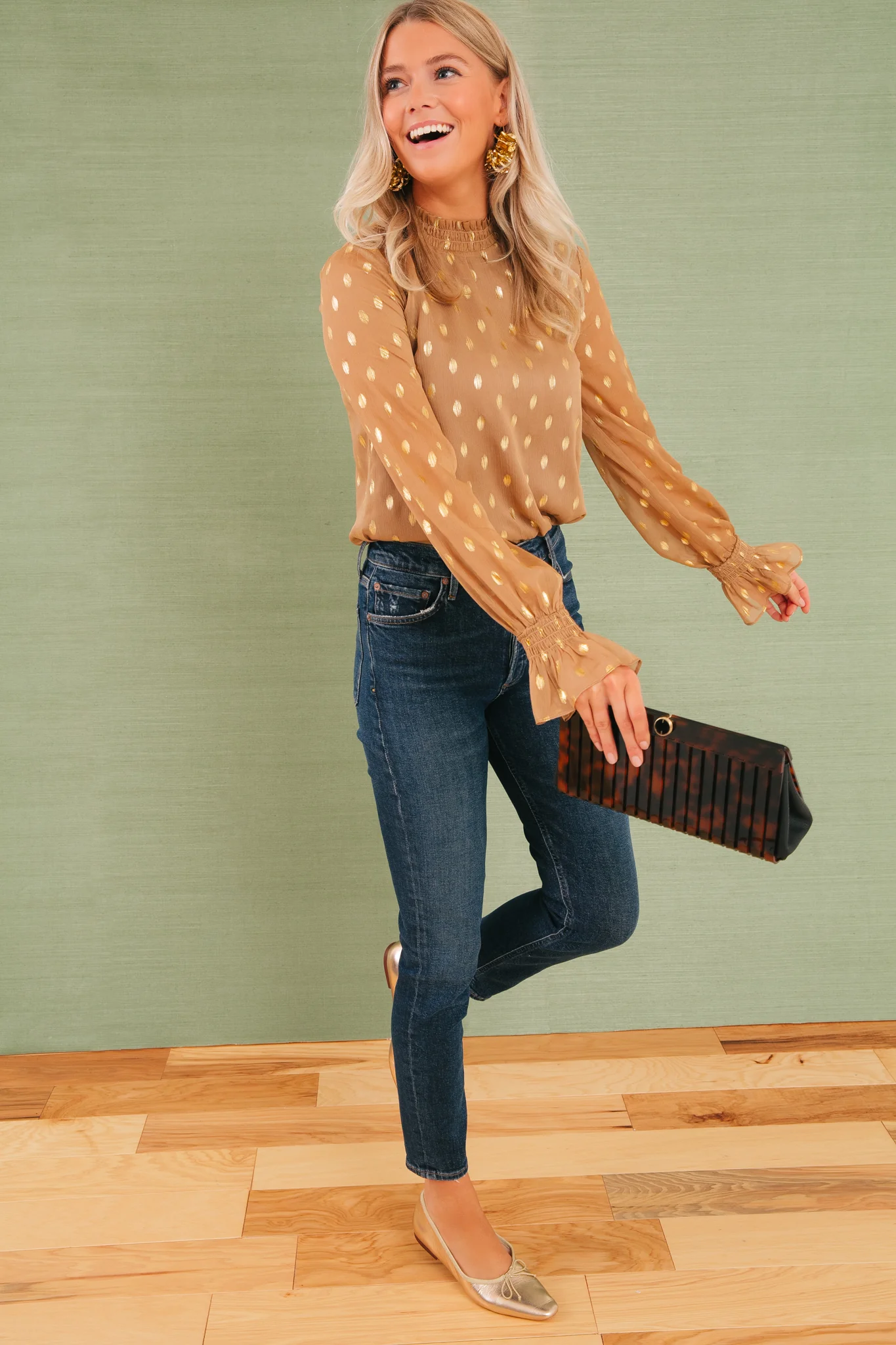 Tortoise Iris Clutch - Image 2