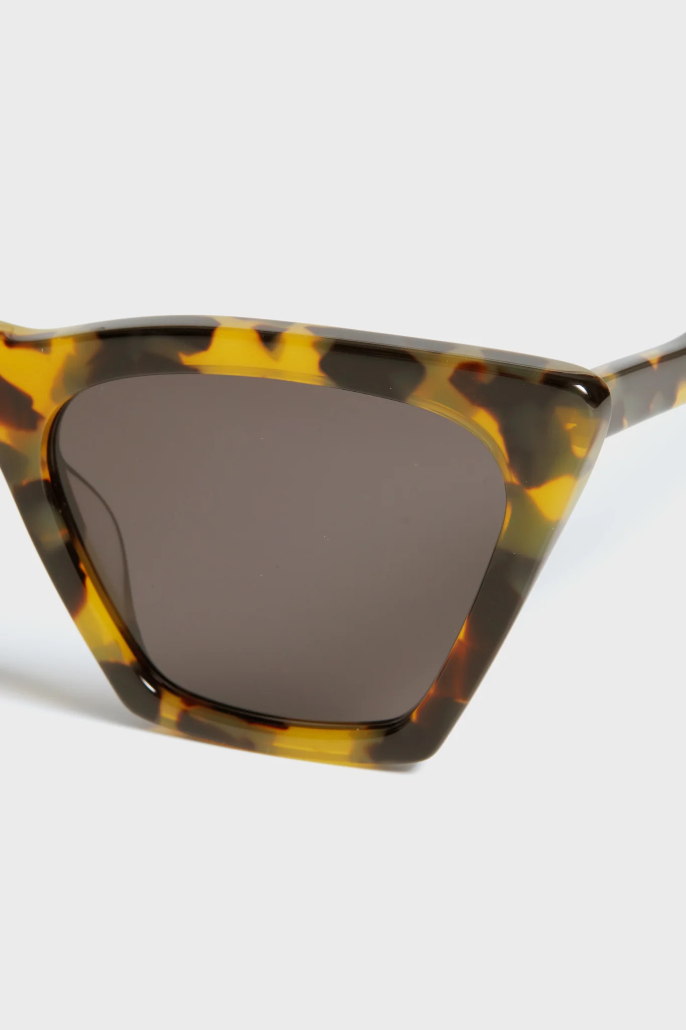 Tortoise Lisbon Sunglasses - Image 4