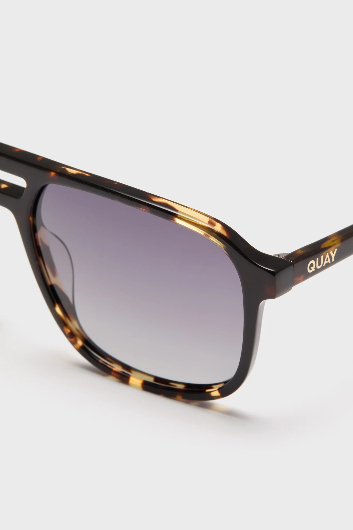 Tortoise Polarized On The Fly Sunglasses - Image 5