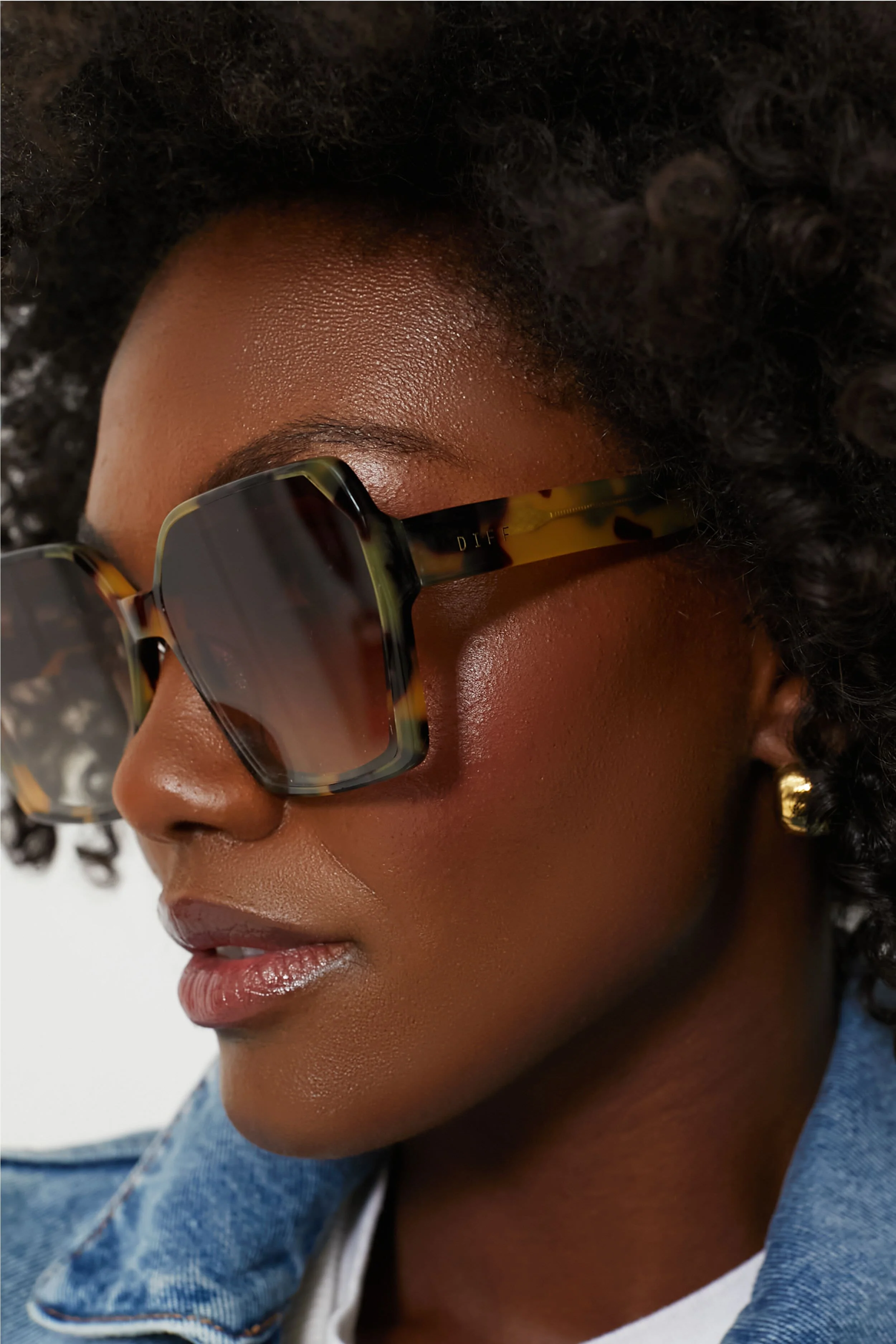 Tortoise Presley Sunglasses - Image 2