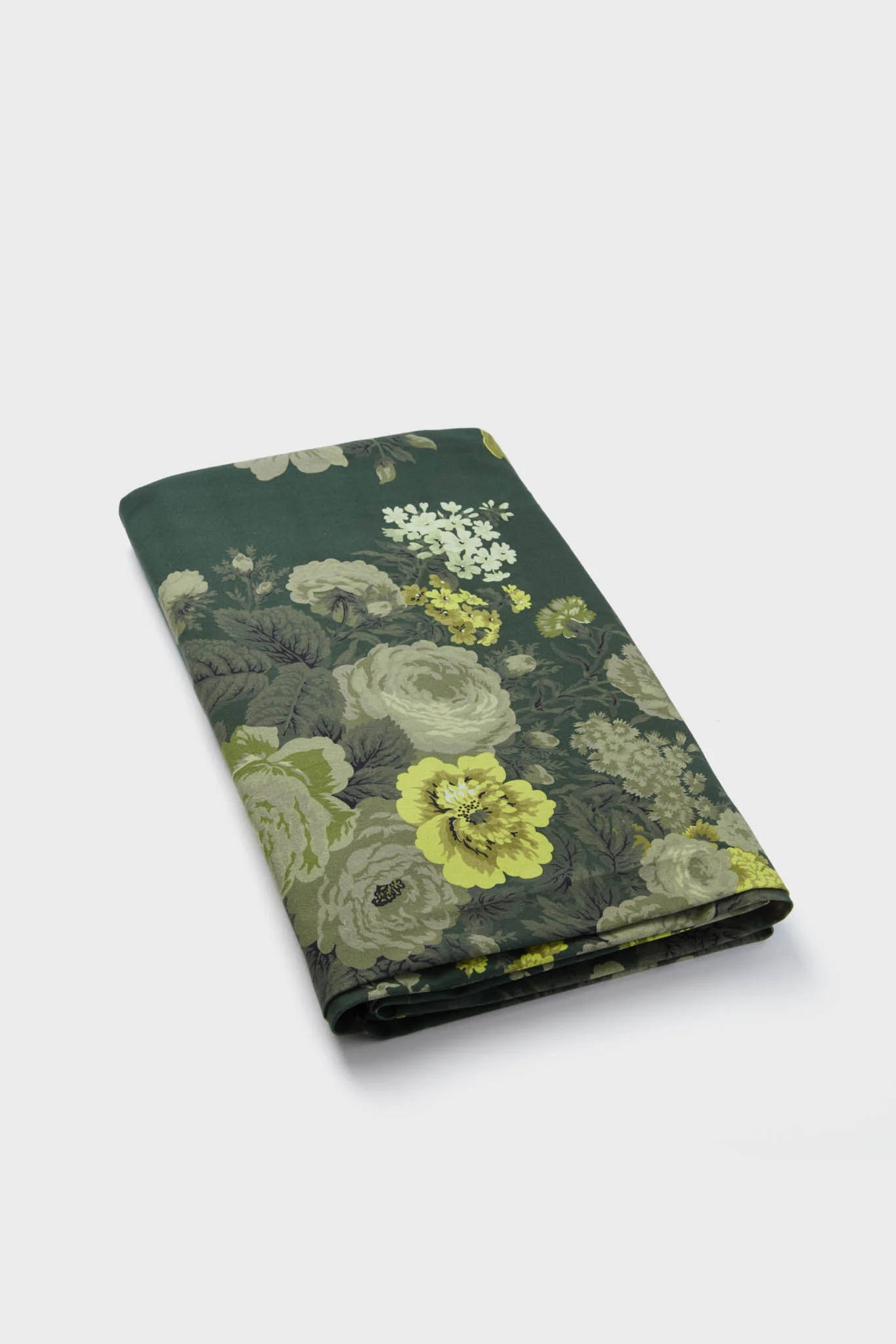 Verdant Floral Tablecloth - Image 5