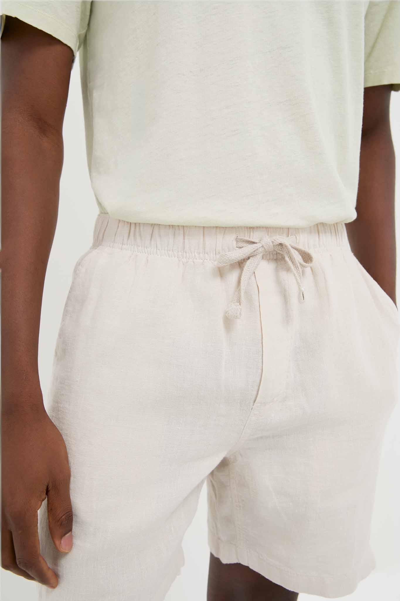 Weathered Sand Essential Linen Short - Image 4