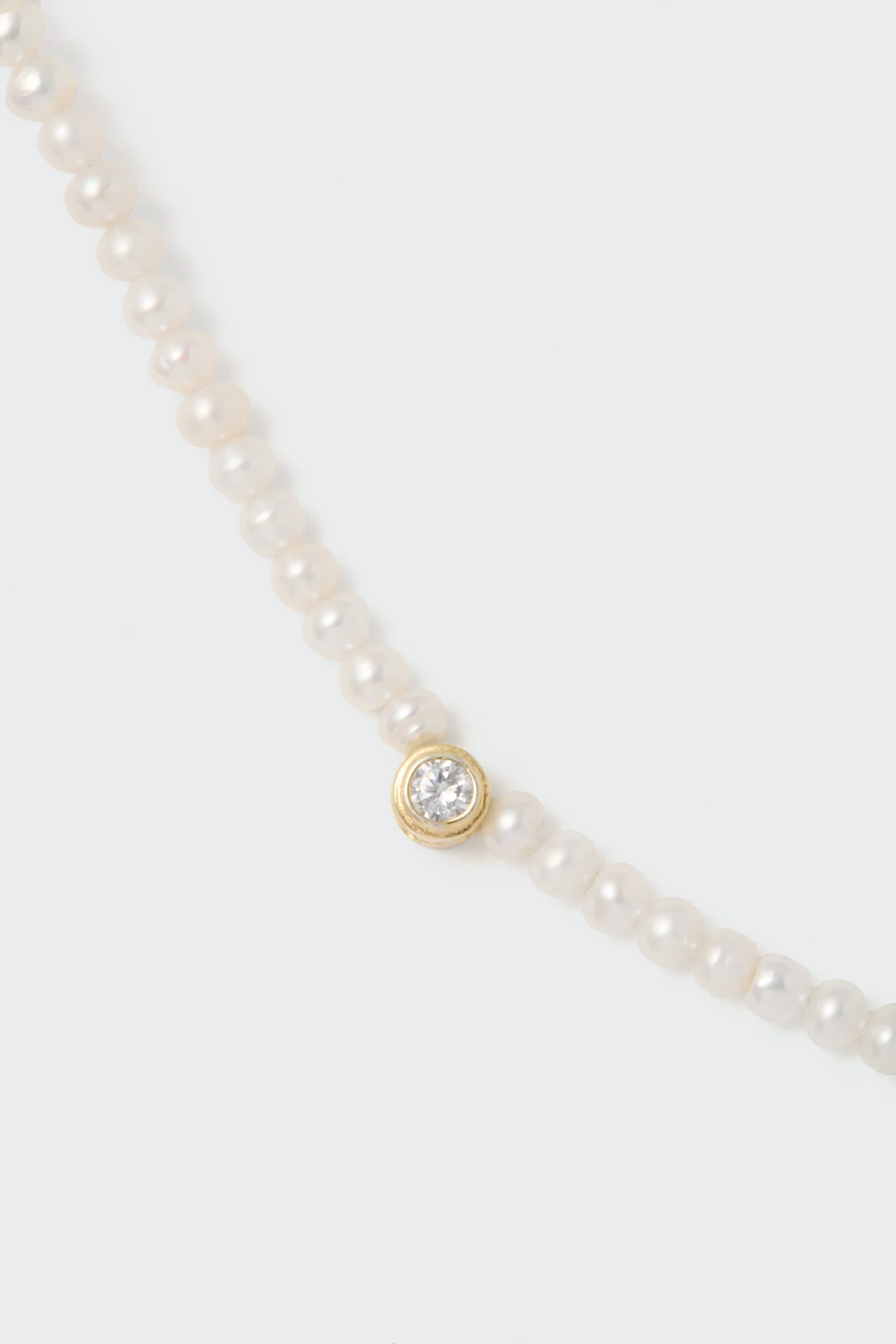 White Claire Necklace - Image 4