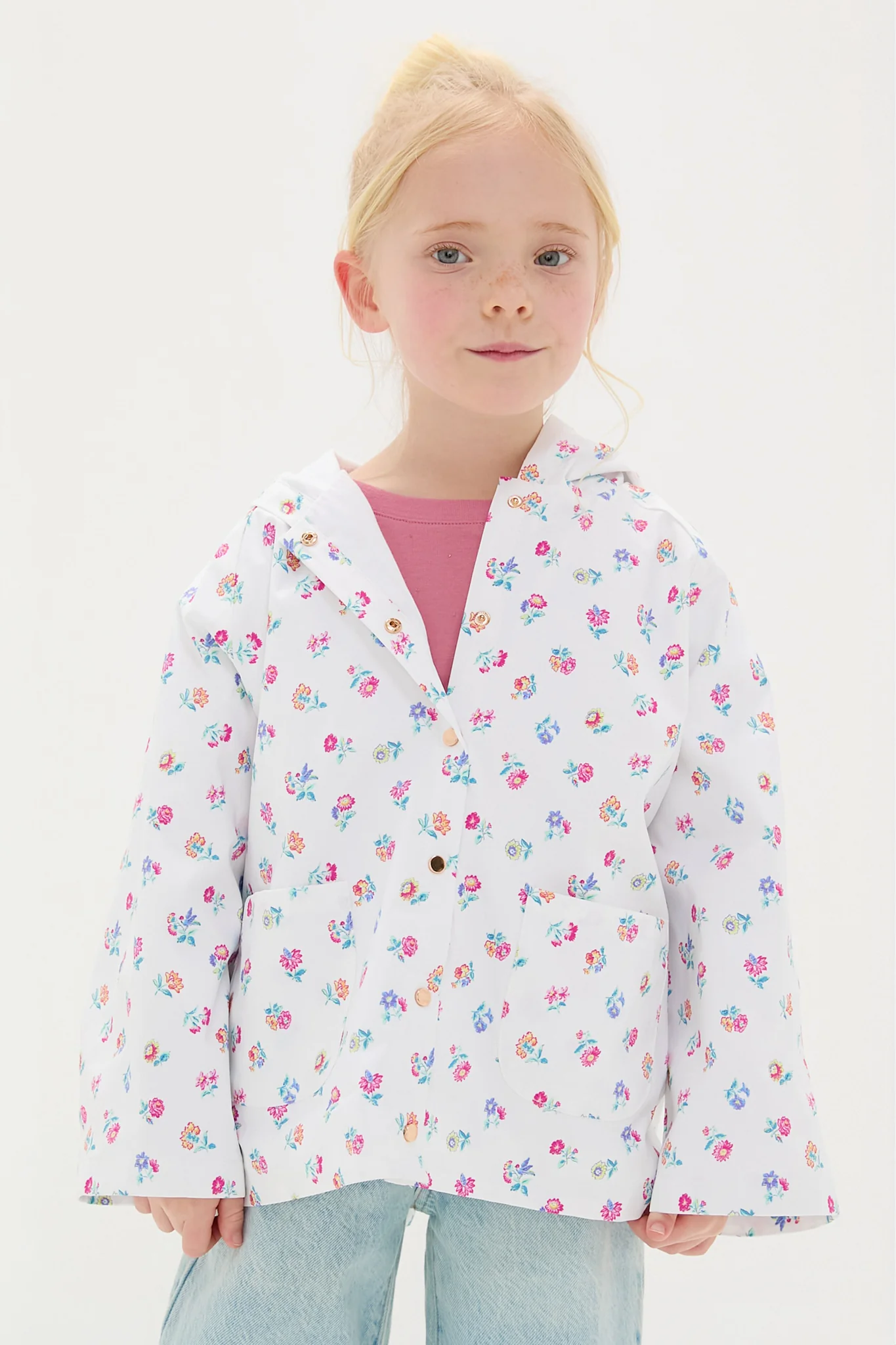 White Felicita Flowers Felvet Raincoat