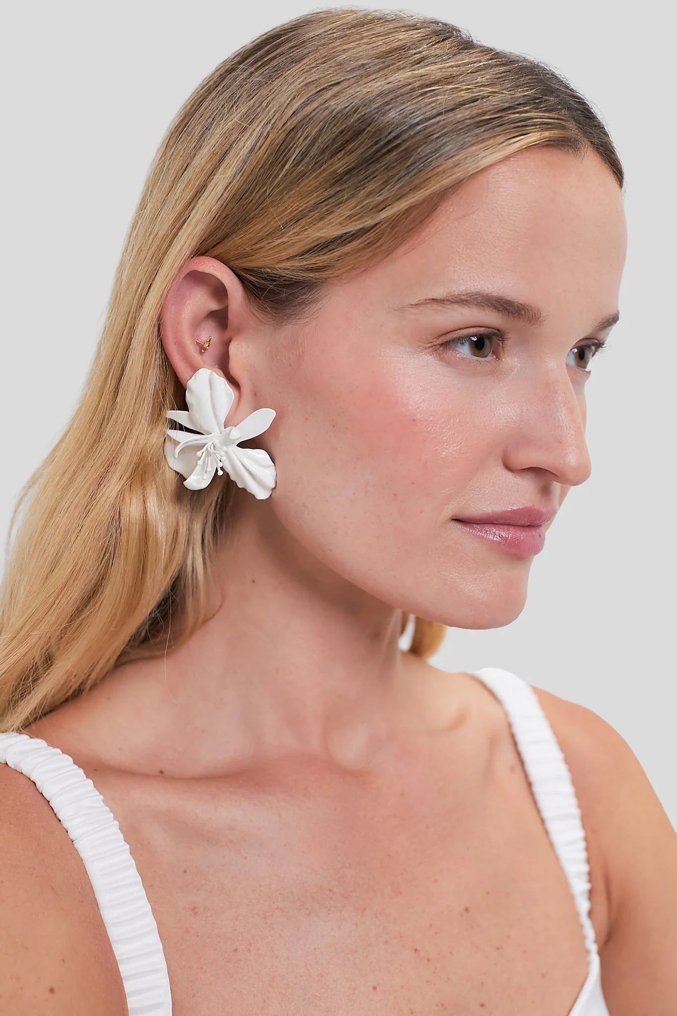 White Mila Earring - Image 2