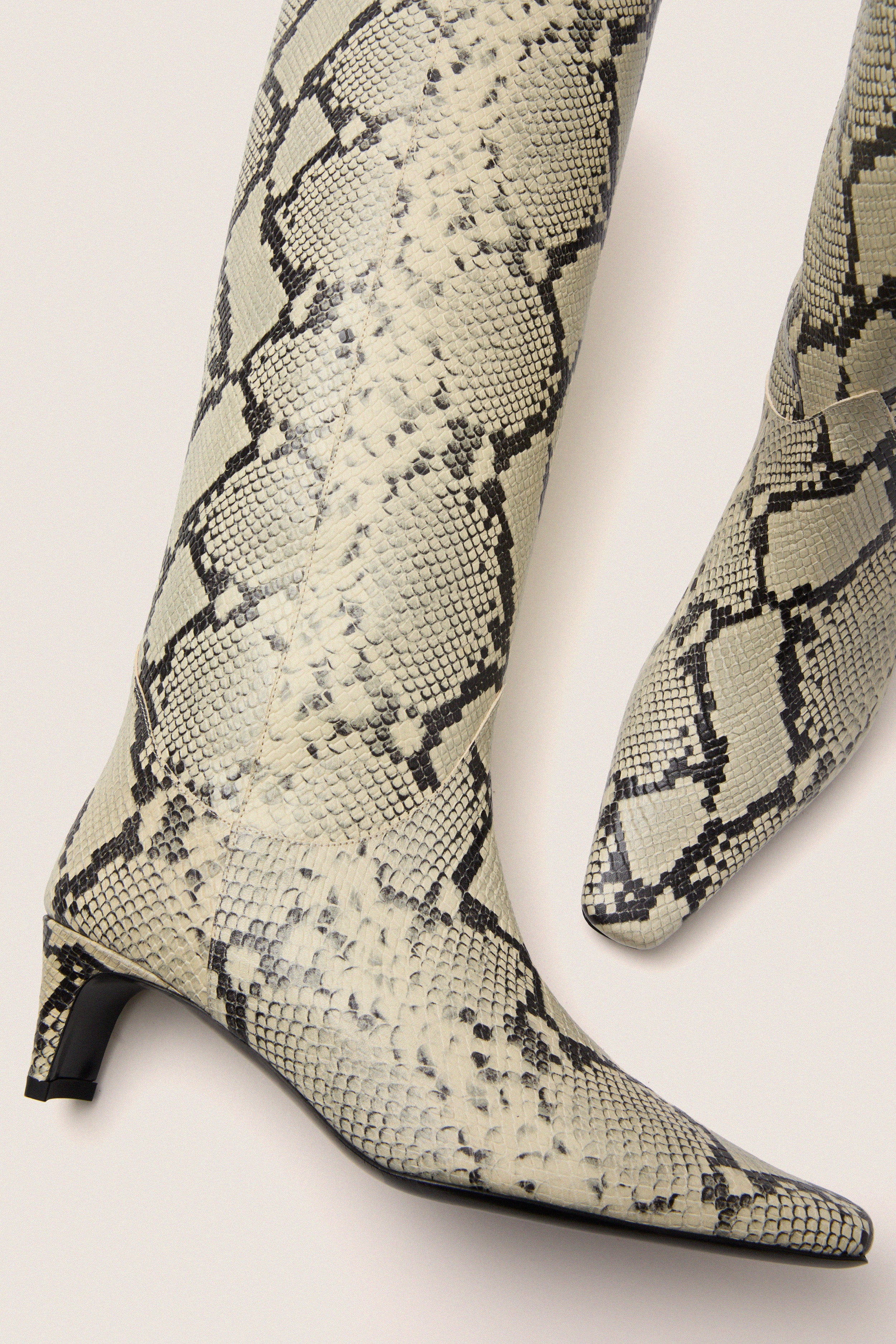 White Snake Western Wally Boot - Image 5