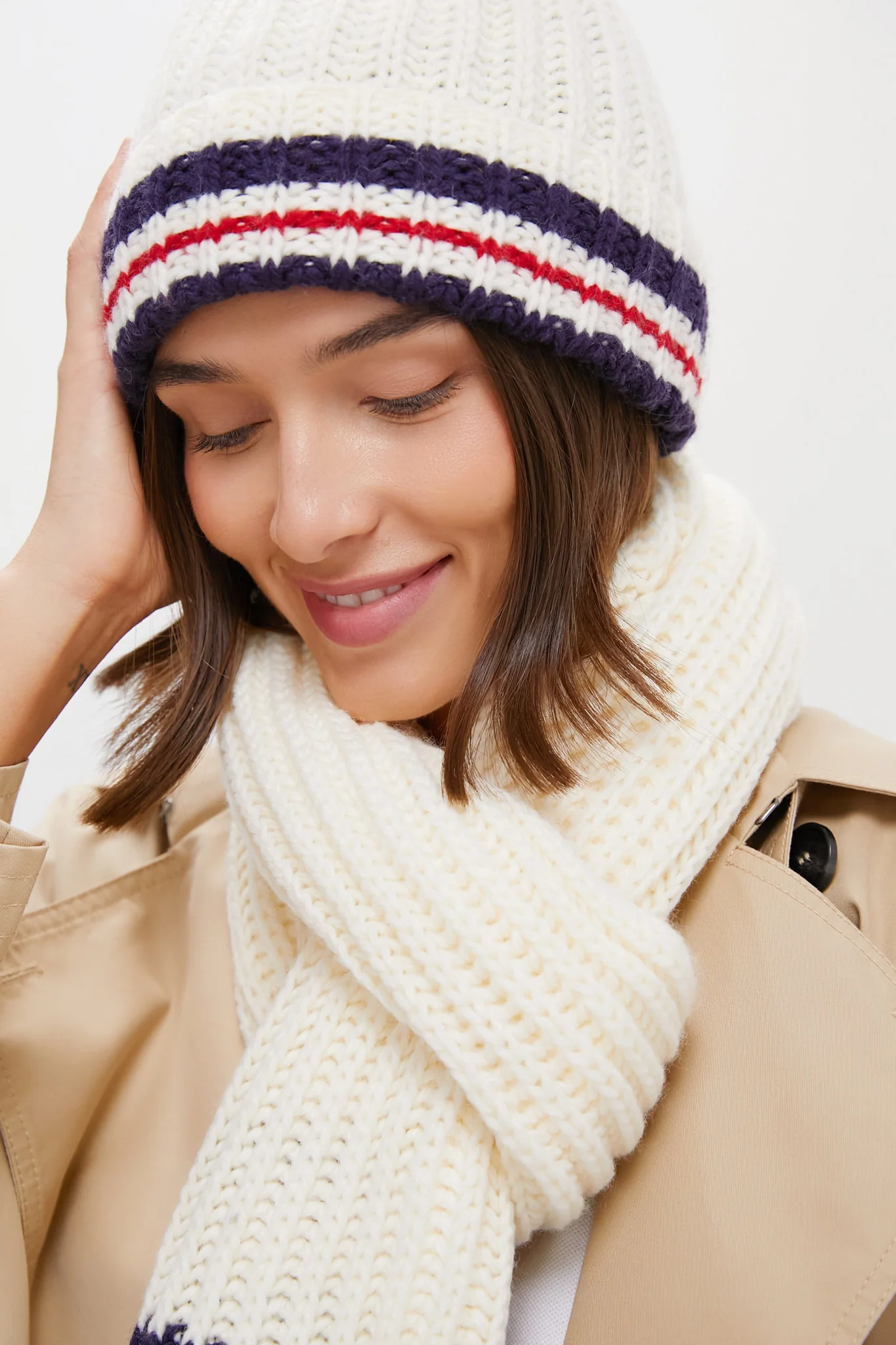 White Stripe Chunky Knit Hat and Scarf Set - Image 2