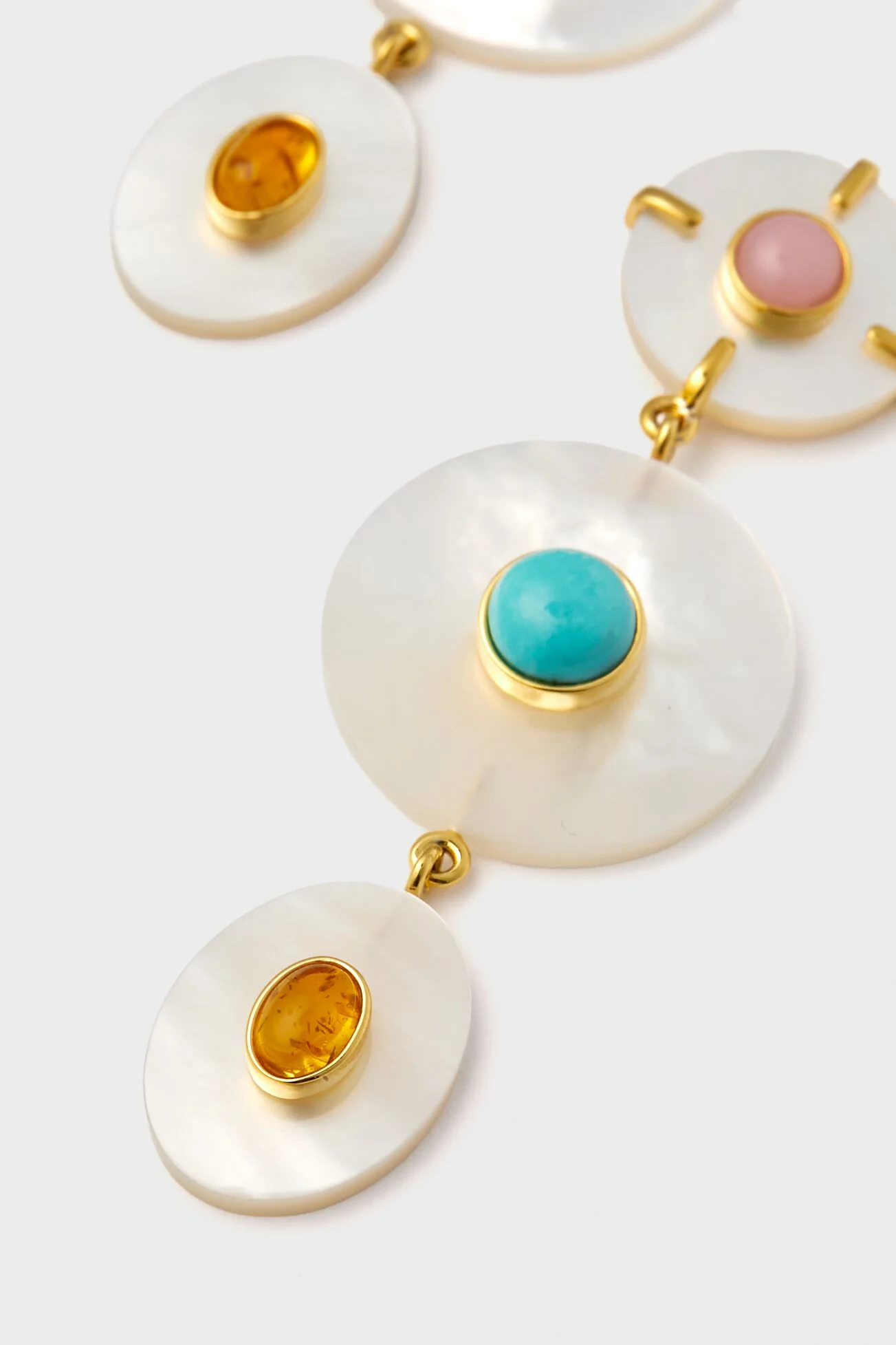White Tropic Pearl Earrings - Image 4