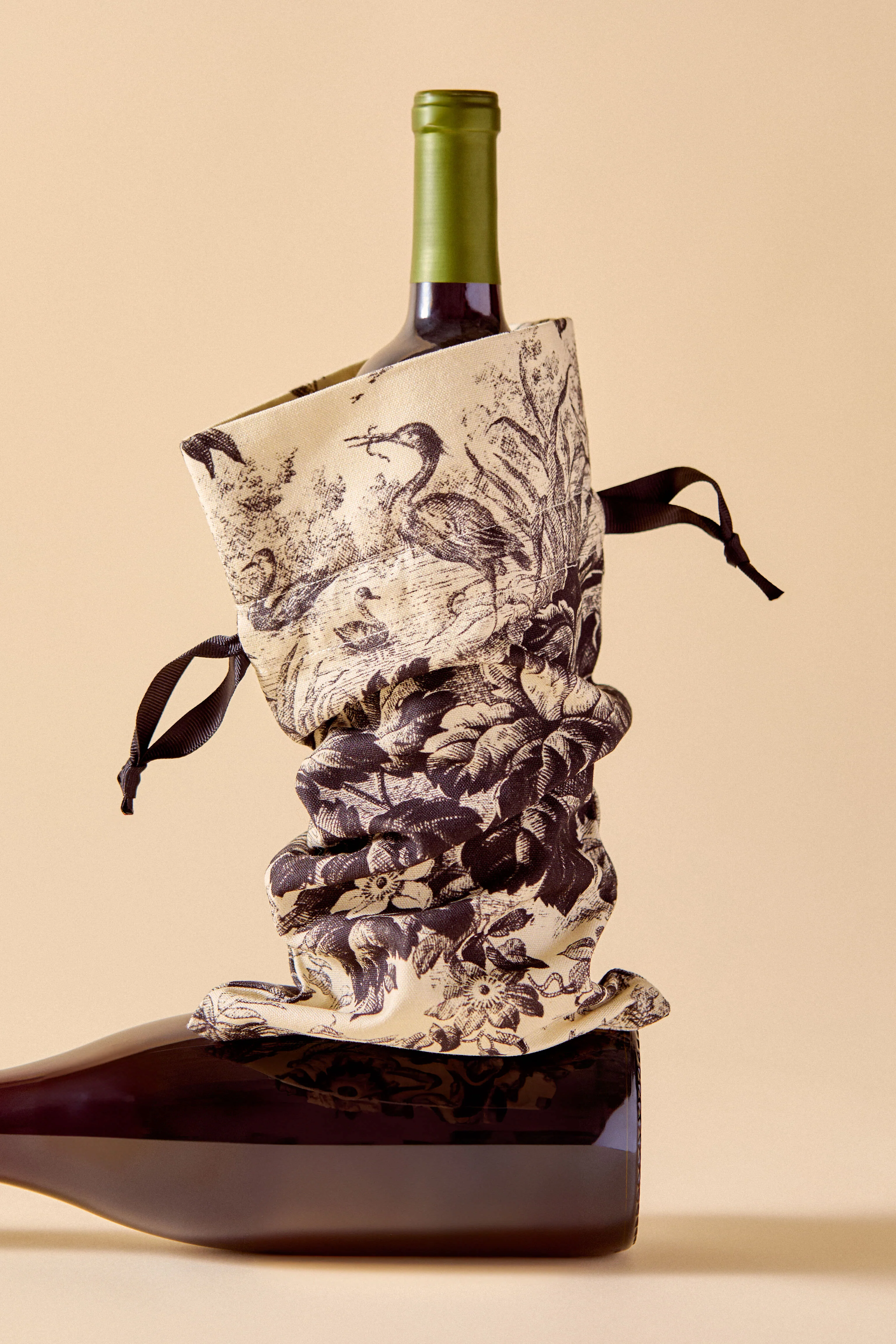 Wine Bags and Gift Tags (Set of 3) - Image 3