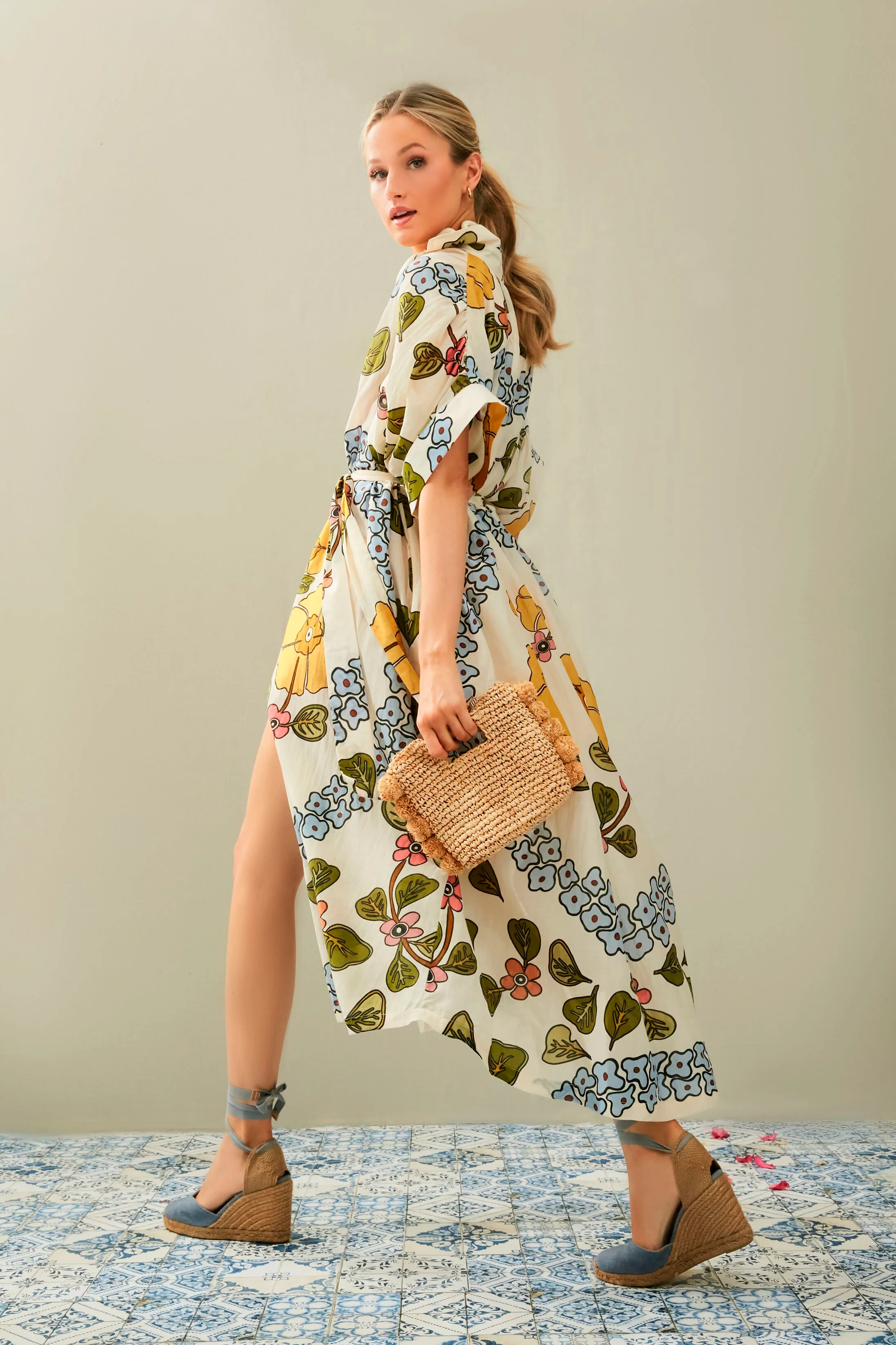 Wreath of Flowers Valerie Kaftan - Image 2